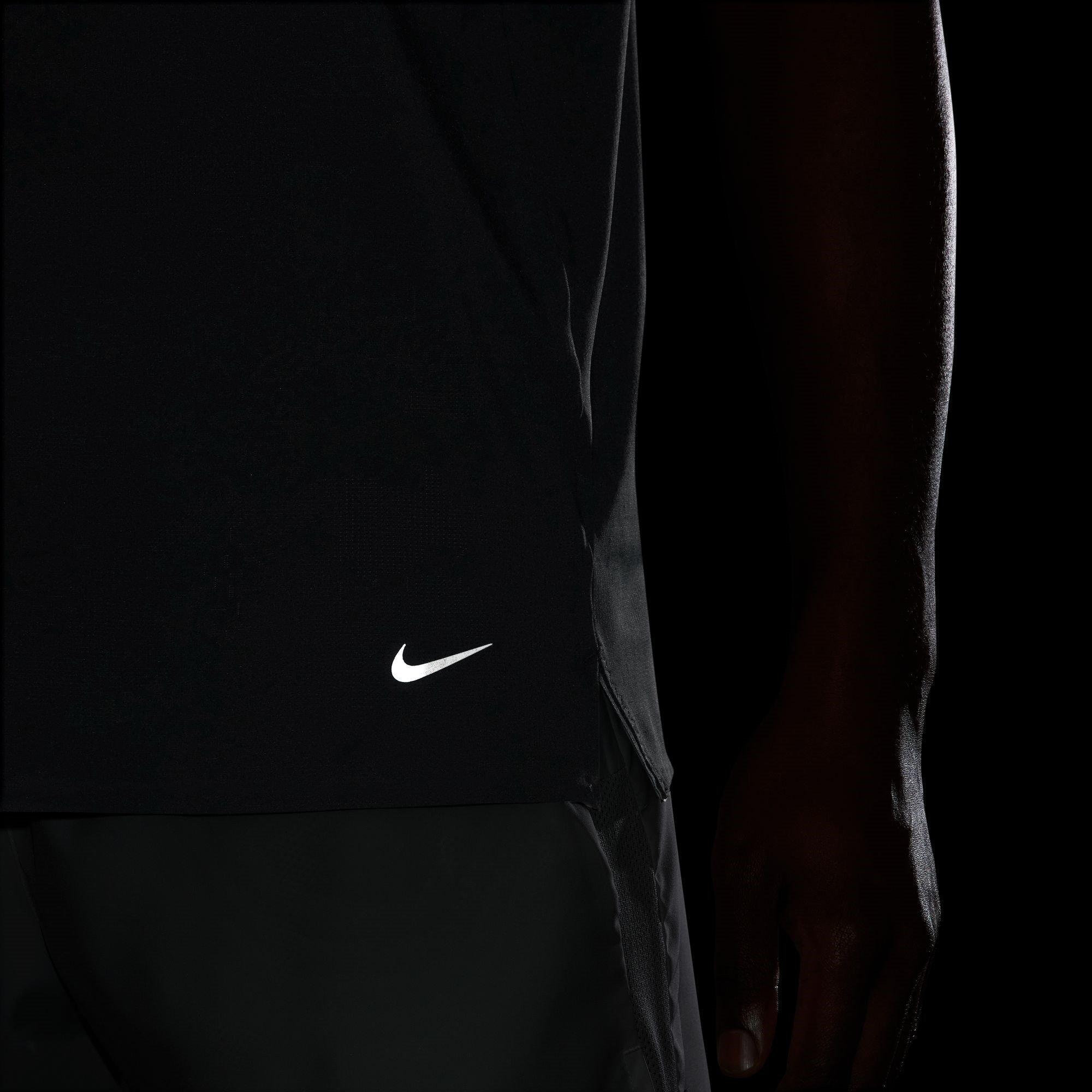 Black - Nike - Dfadv Run Tee Sn54 - 6