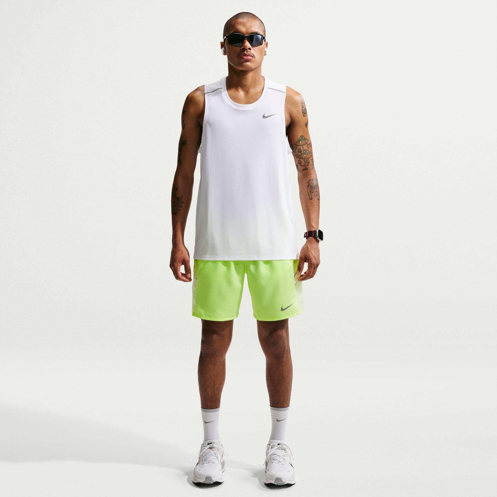 Volt Ice - Nike - Nike Miler 7in Short Sn00 - 5