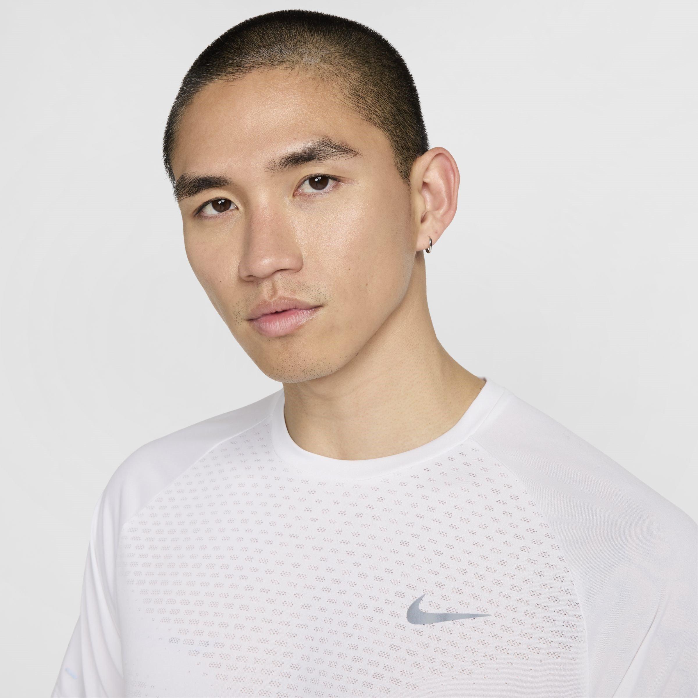 White/R.Silver - Nike - Stride Mens Dri-FIT ADV Running T-Shirt - 3