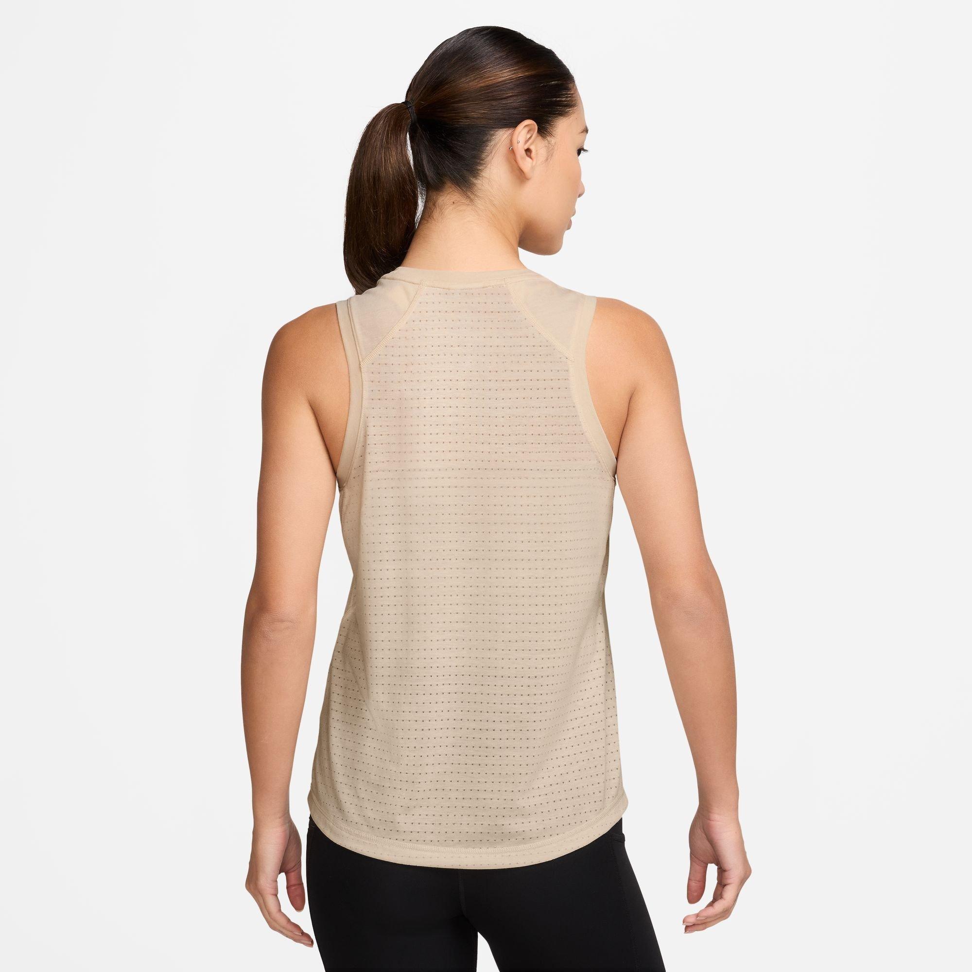 Pearl White/Sum - Nike - Nike W Nk Trail Df T Ld99 - 2