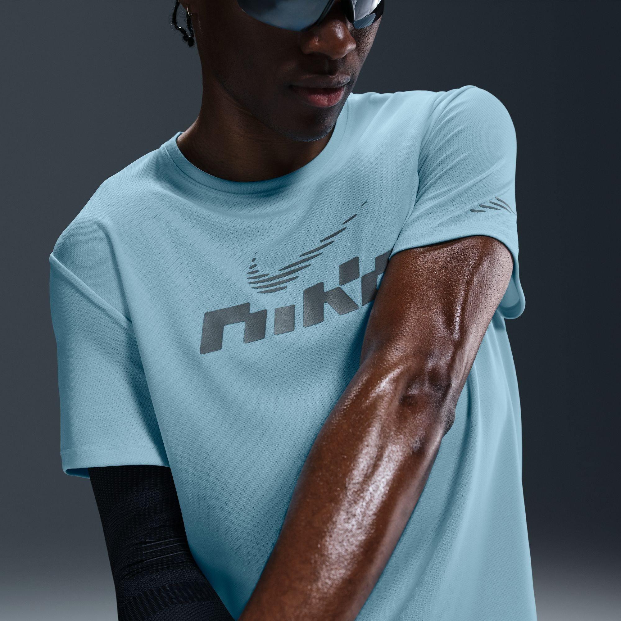 Glacier Blue/Re - Nike - Nike M Nk Df Uv Mile Sn99 - 10