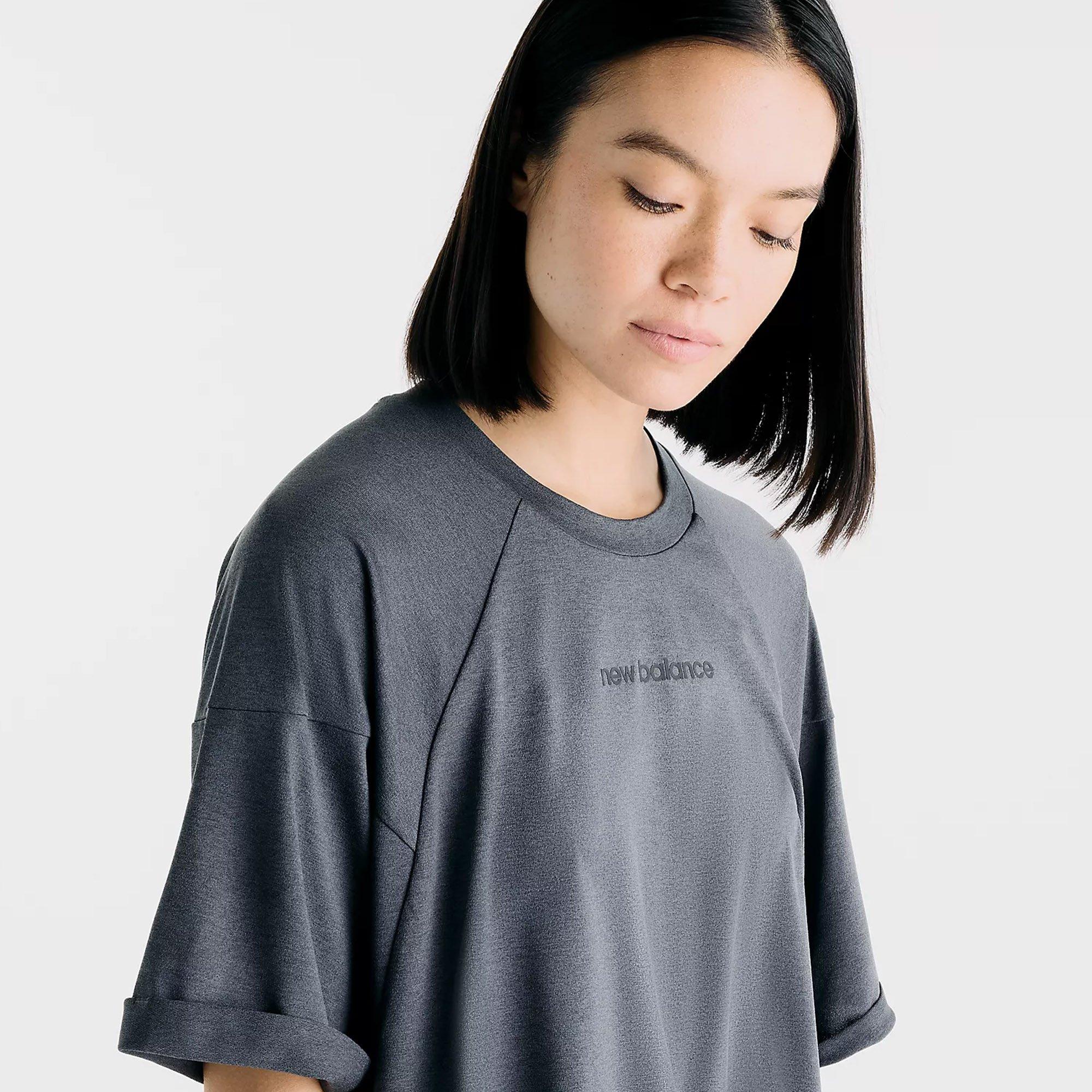 MAGNET - New Balance - Women's Logo Short Sleeve Running T-Shirt - 3