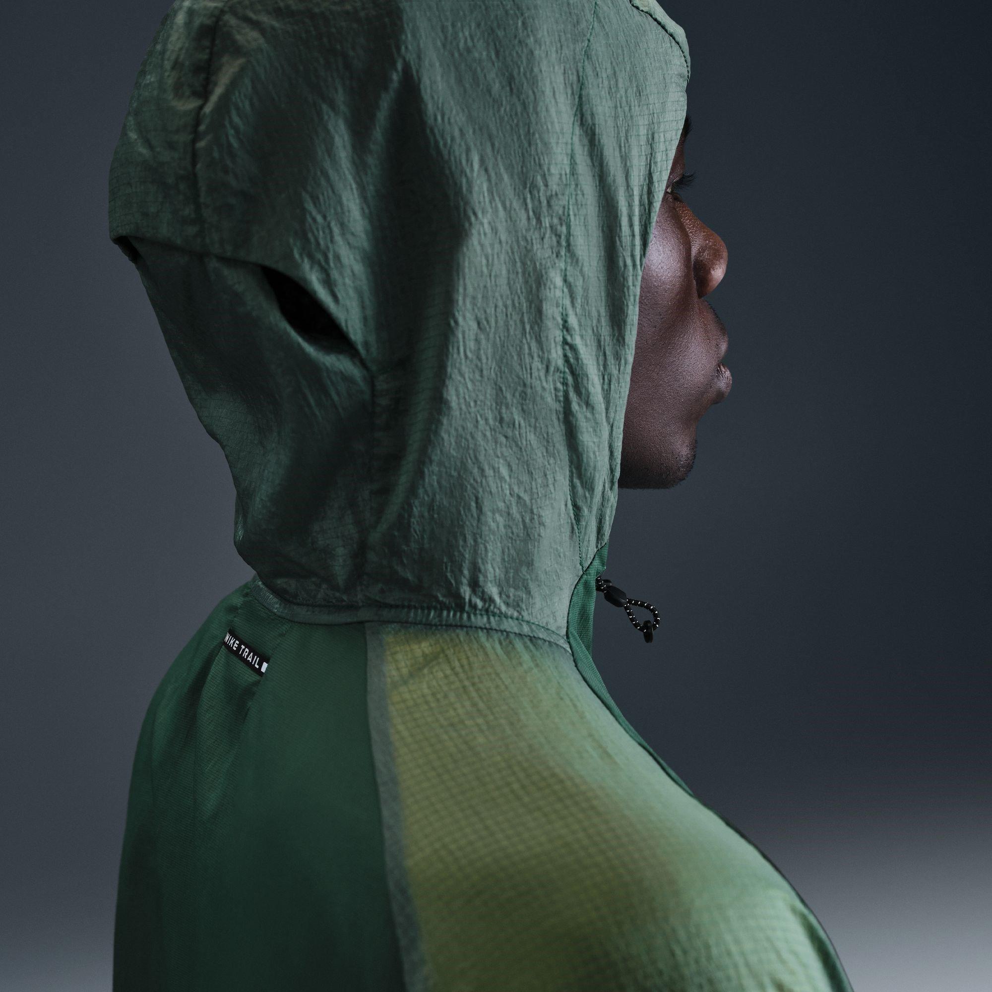 Fir/Clay Green - Nike - Trail Aireez Men's Running Jacket - 10