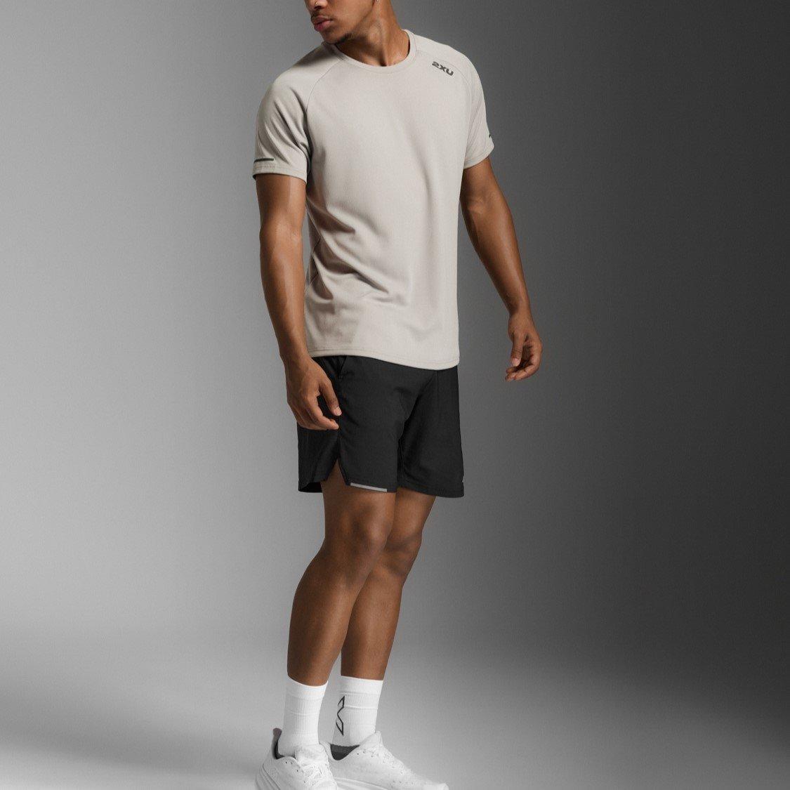 Carbon/Blk Ref - 2XU - Aero Mens Performance T Shirt - 5