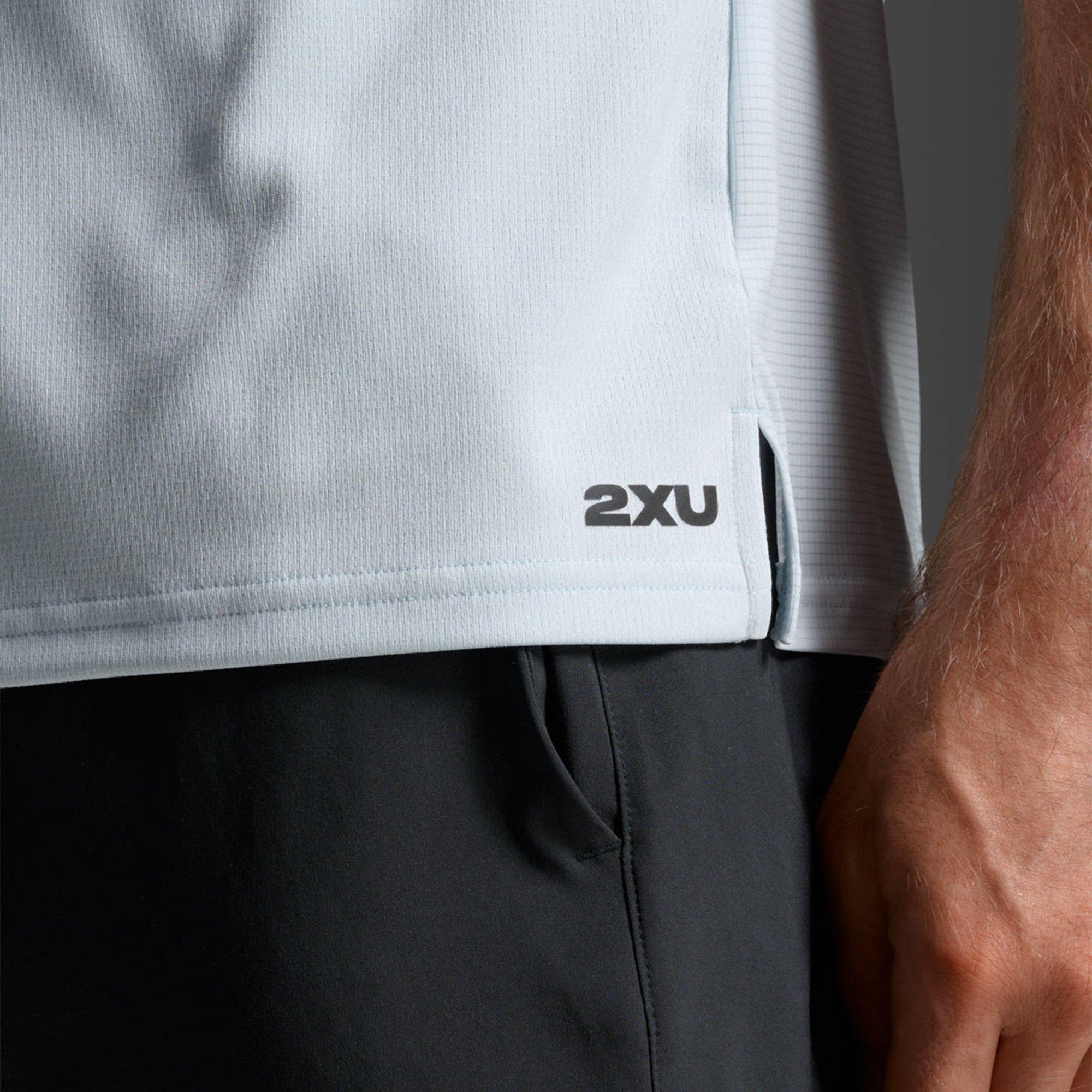 Moonstone/Blk - 2XU - Aero Mesh Tee Sn54 - 4