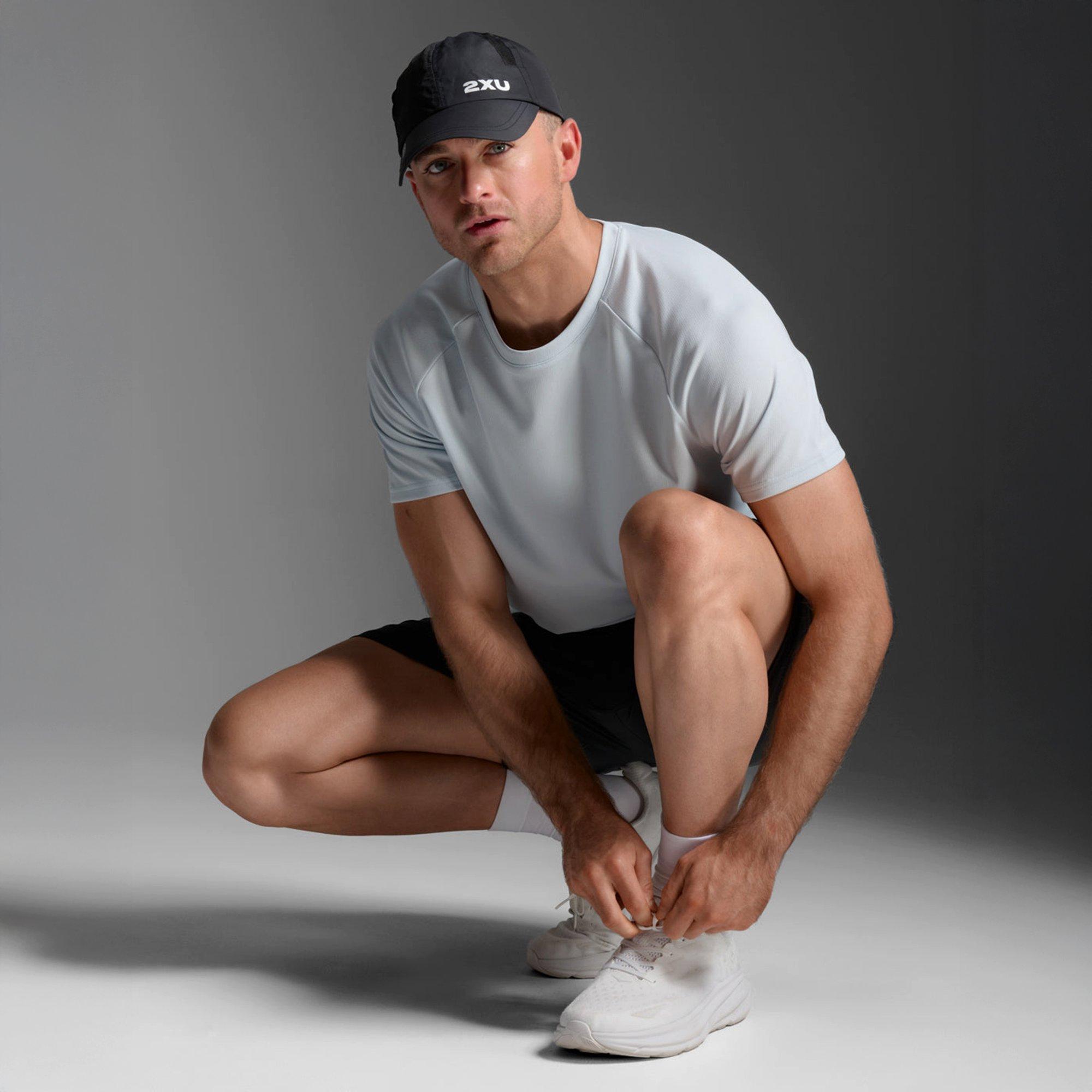 Moonstone/Blk - 2XU - Aero Mesh Tee Sn54 - 8