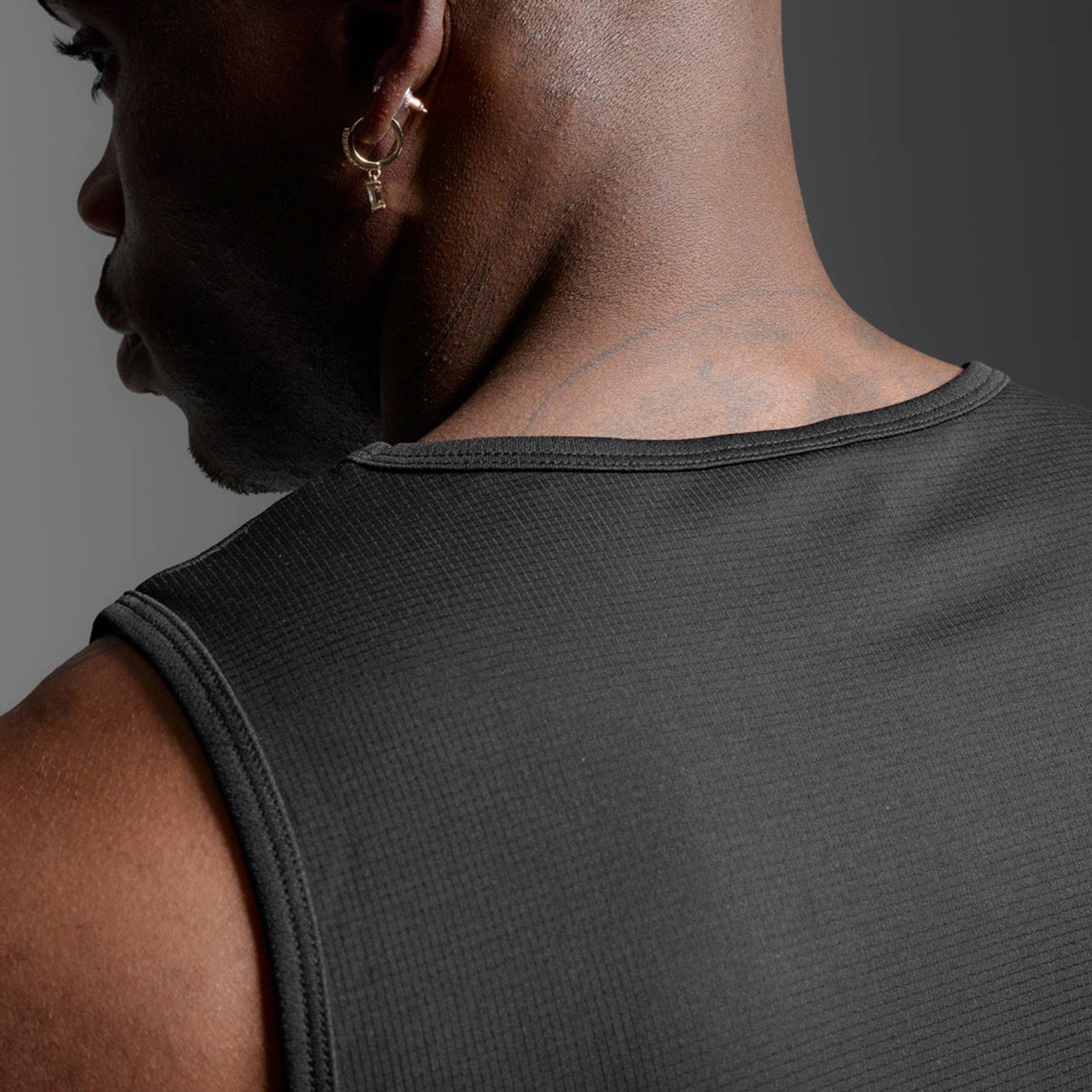 Black/Silver - 2XU - Men's Aero Mesh Performance Running Vest - 3