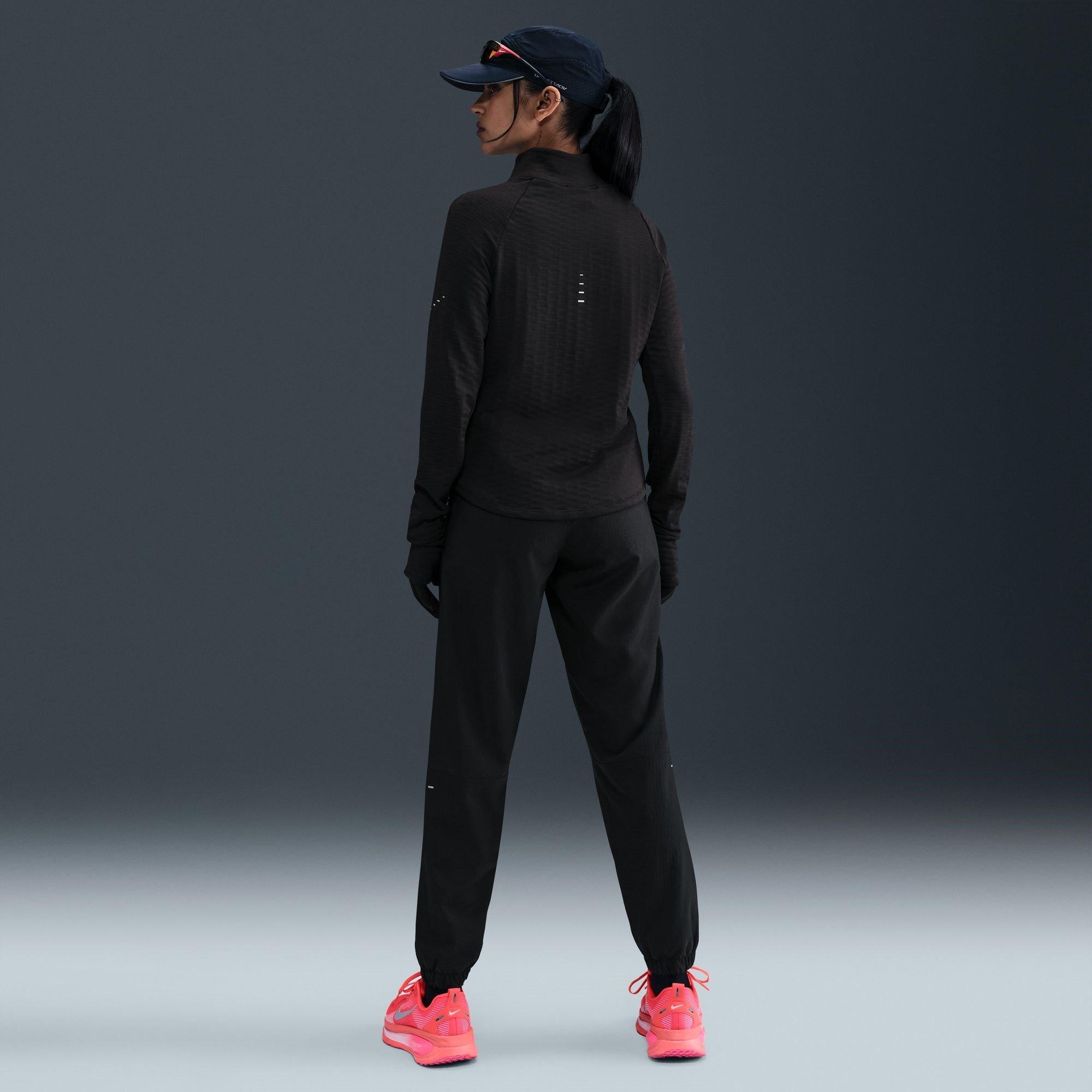 BLACK/REFLECTIV - Nike - W SWIFT SP TF T Ld61 - 8