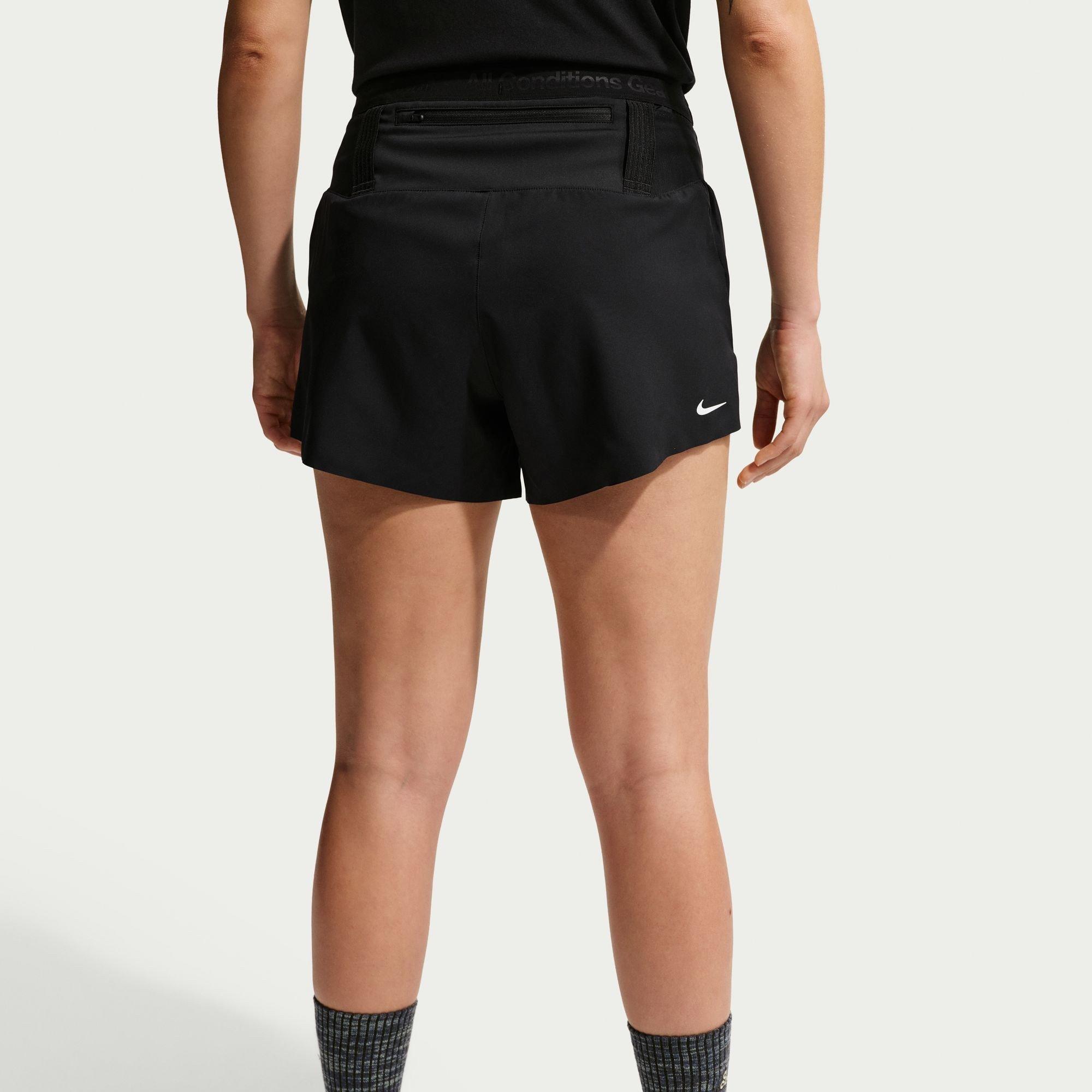 Preto/Branco - Nike - Women's Performance Running Shorts - 6