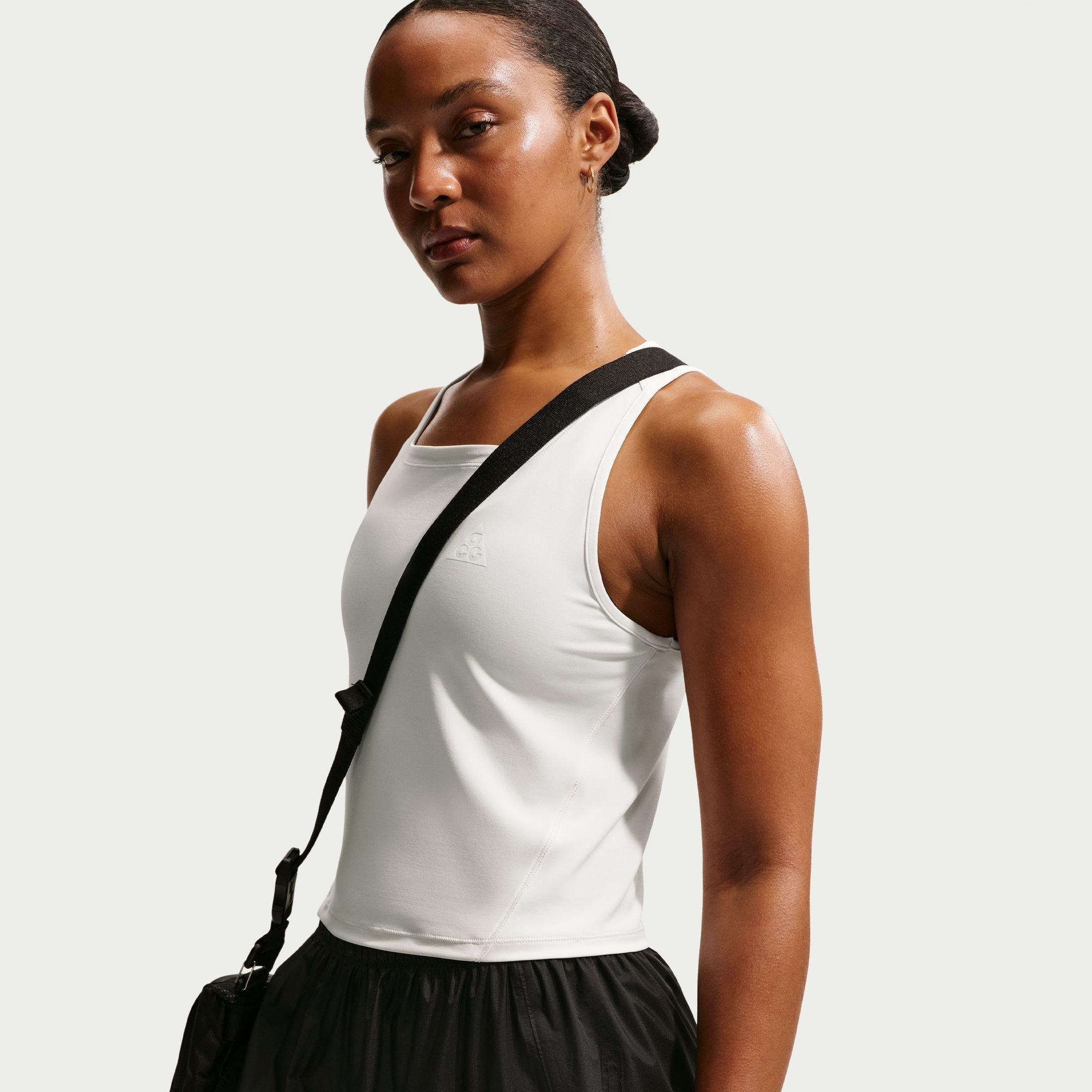 Phantom/Wit - Nike - Women's ACG Running Vest - 3