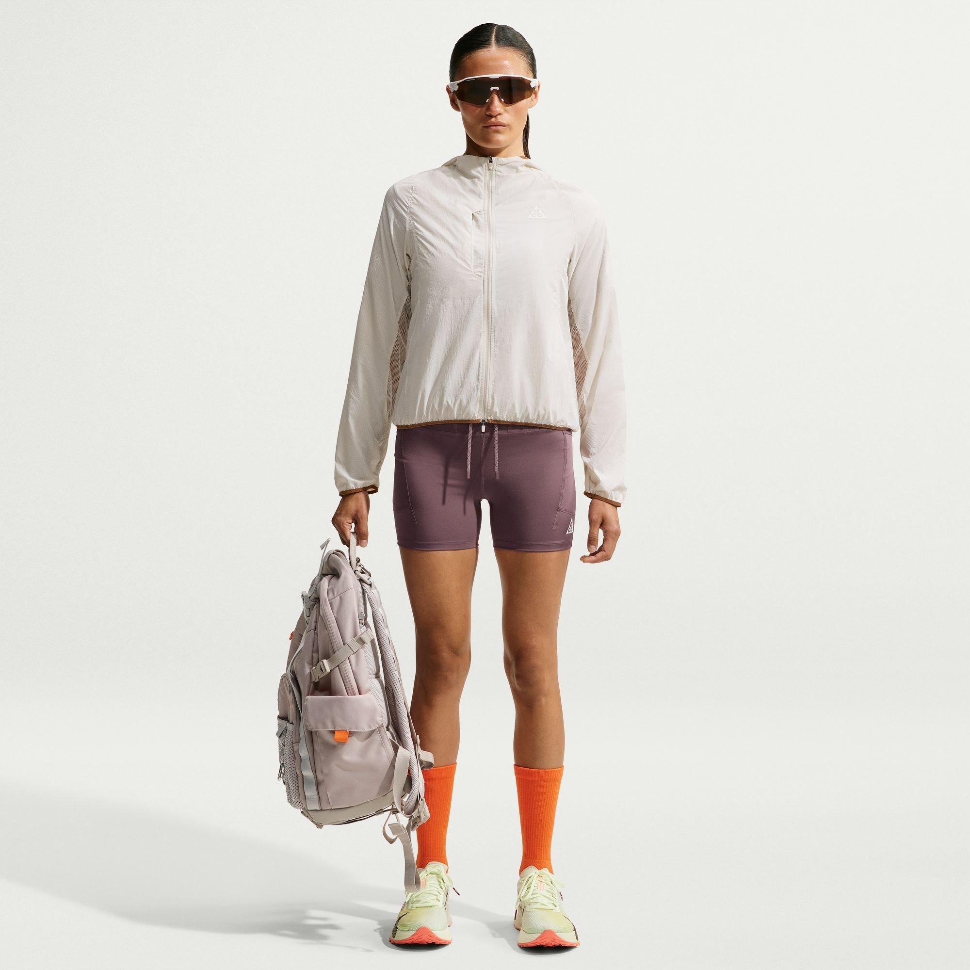 Bois d'ore/Blanc - Nike - Women's ACG Running Jacket - 6