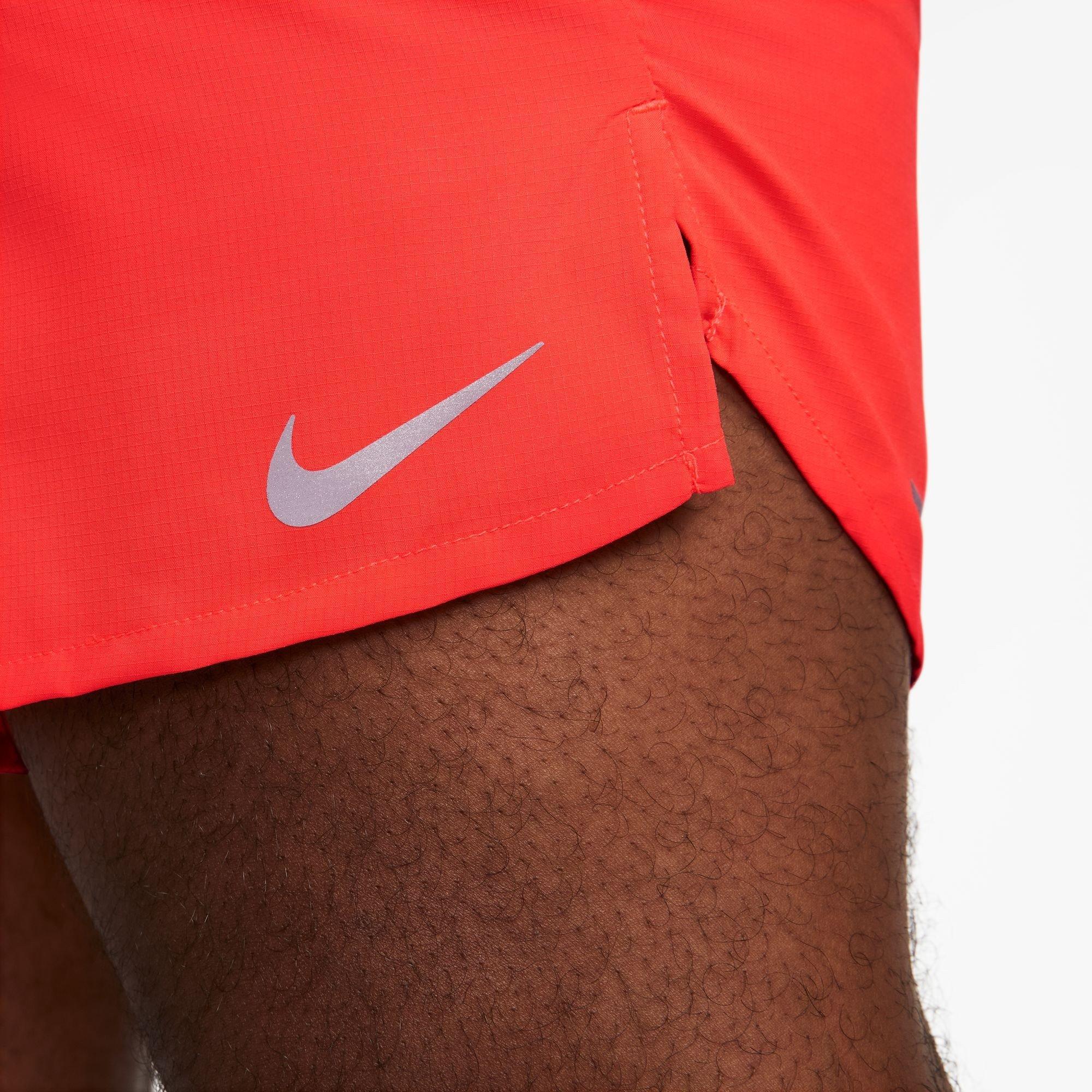 Svijetlo grimizno - Nike - Dri-FIT Stride Men's 7 Brief-Lined Running Shorts - 5