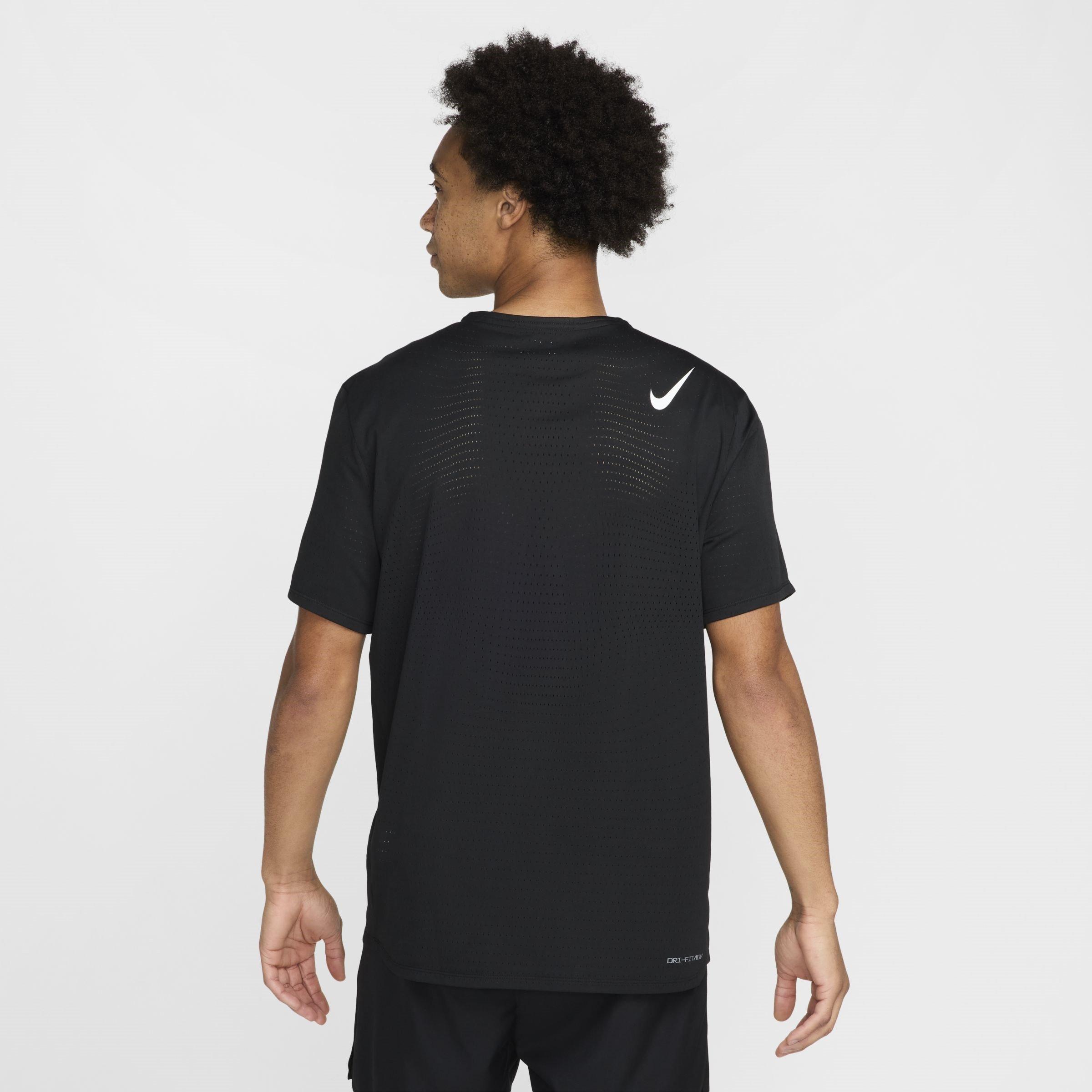 Crno/Bijelo - Nike - Aero SS Top Sn00 - 2