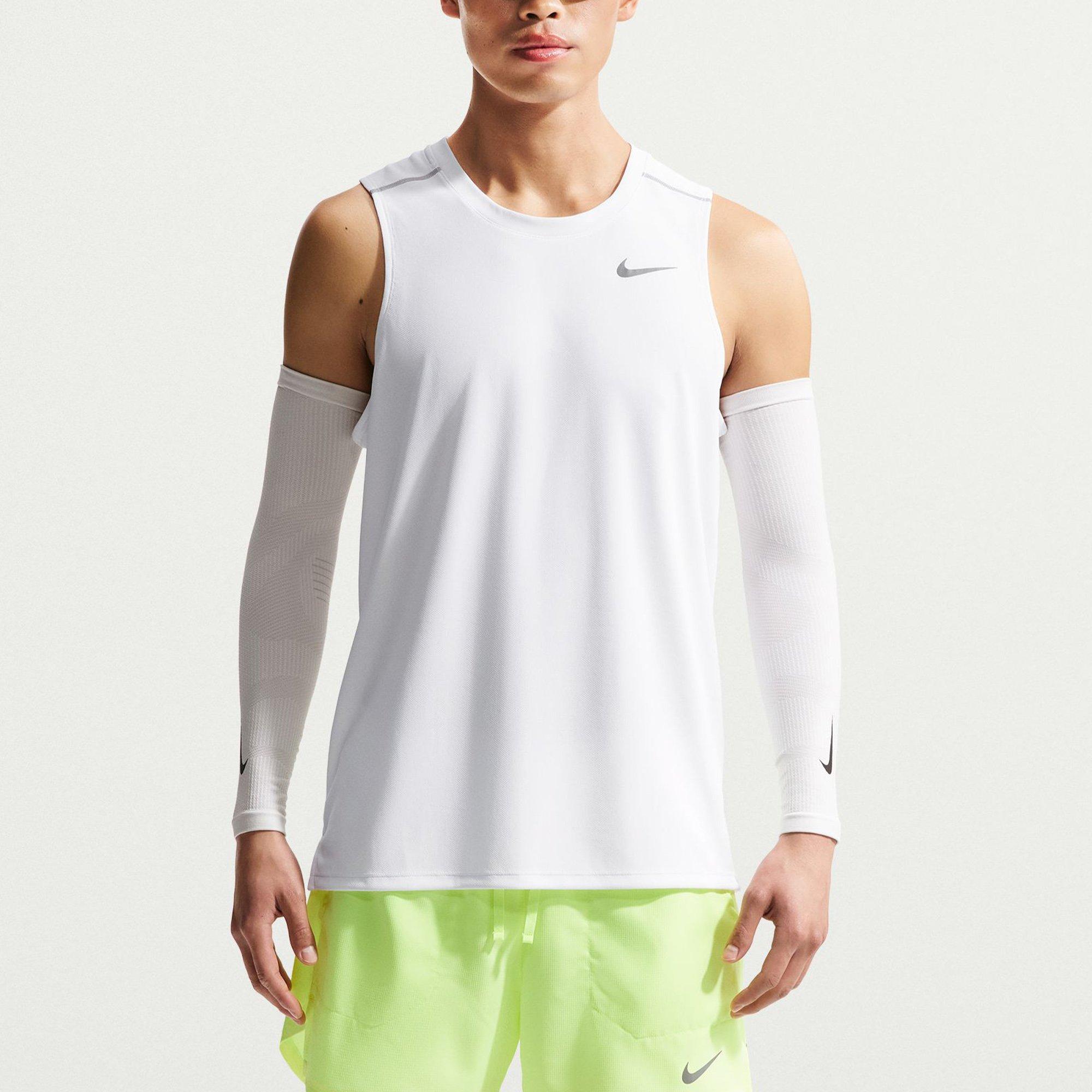 Nike Men's Miler Performance Running Vest