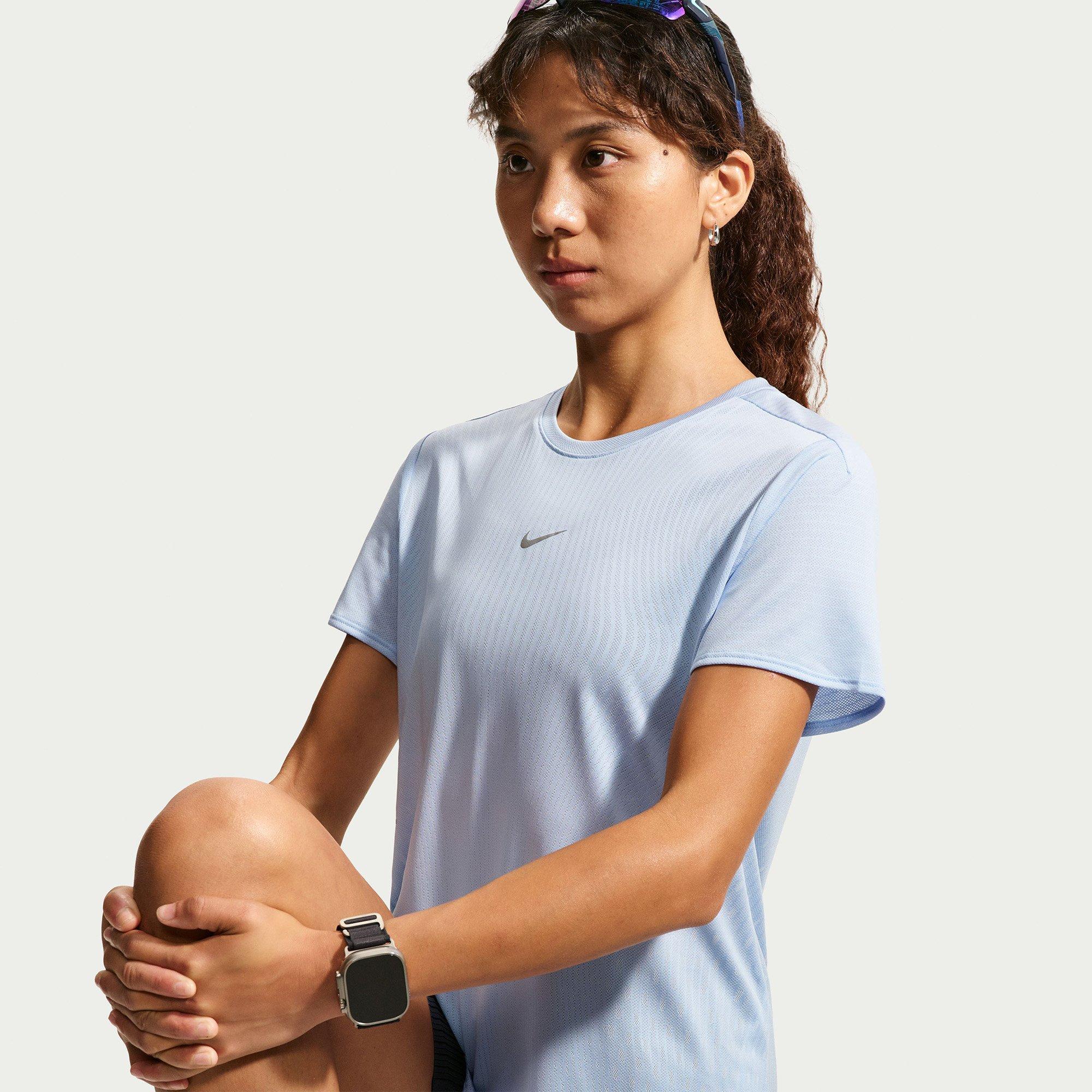 Alumin/Silver - Nike - Swift Aero-FIT Short Sleeve Running T-Shirt Womens - 2