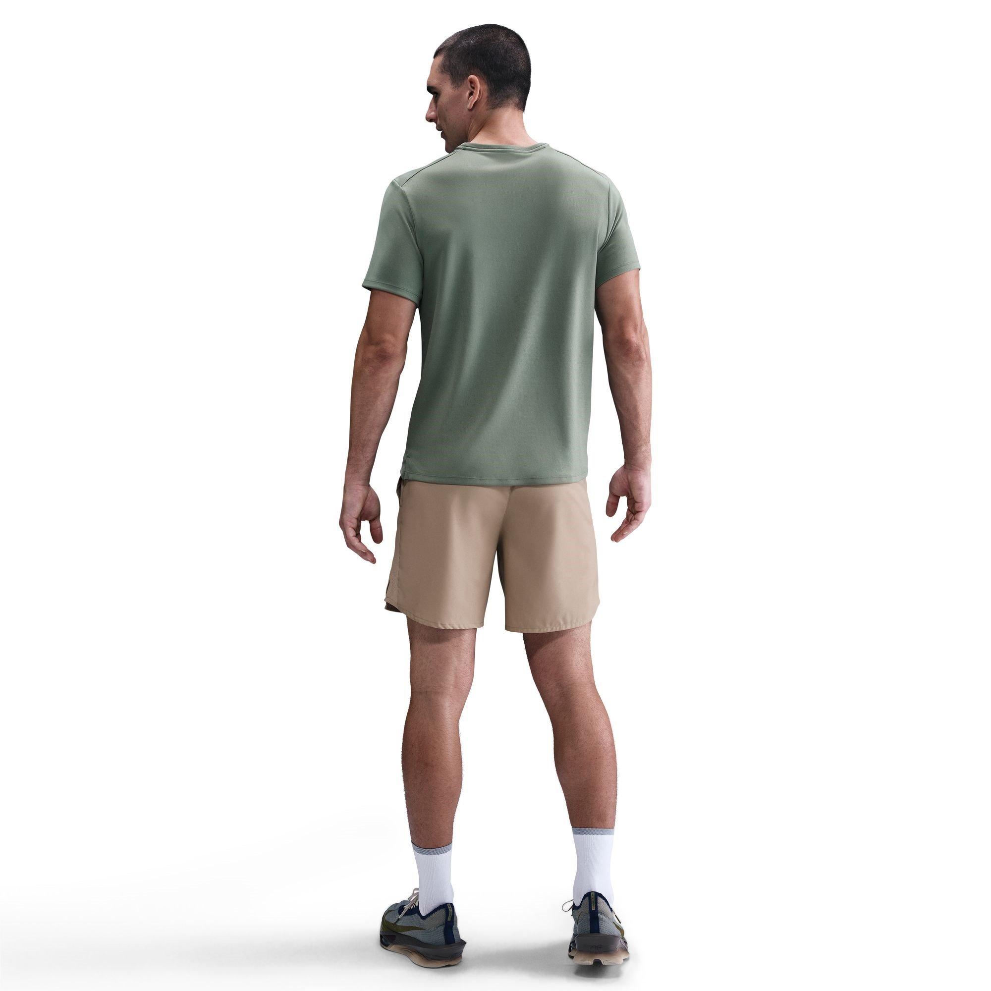 LEHM GRÜN/REFL - Nike - Miler Men's Dri-FIT UV Short-Sleeve Running Top - 4
