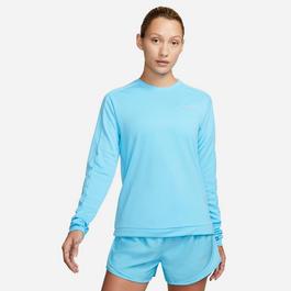 Nike Dri-FIT Women's Crew-Neck Thong Vikki Top