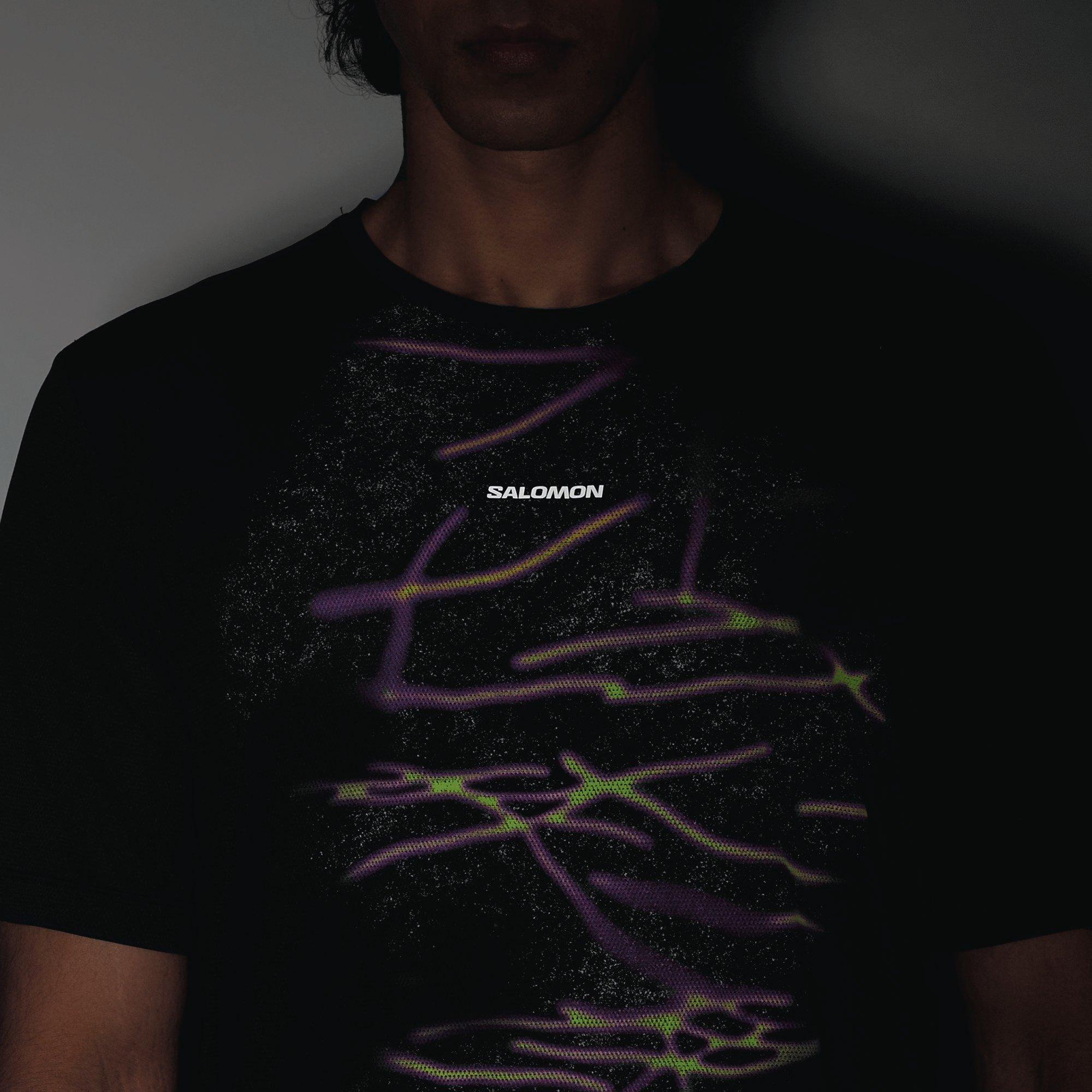 Black - Salomon - SHAKEout Core SS Running Tee Mens - 3