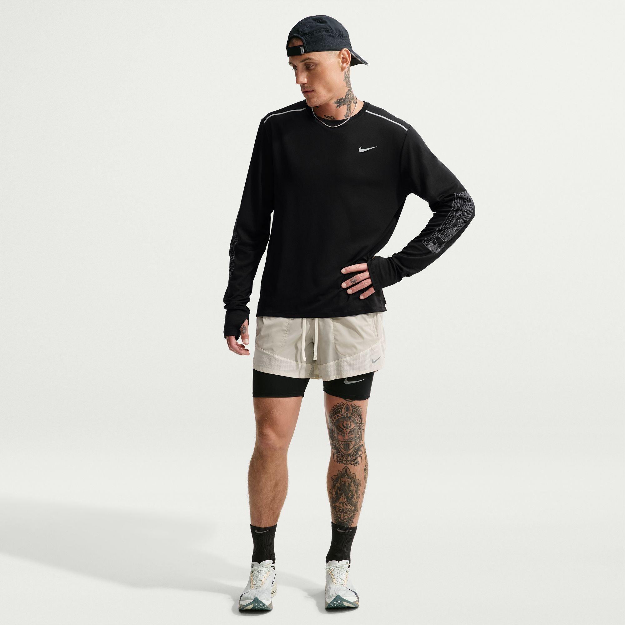 Preto - Nike - Nike Miler Wint LS T Sn64 - 4