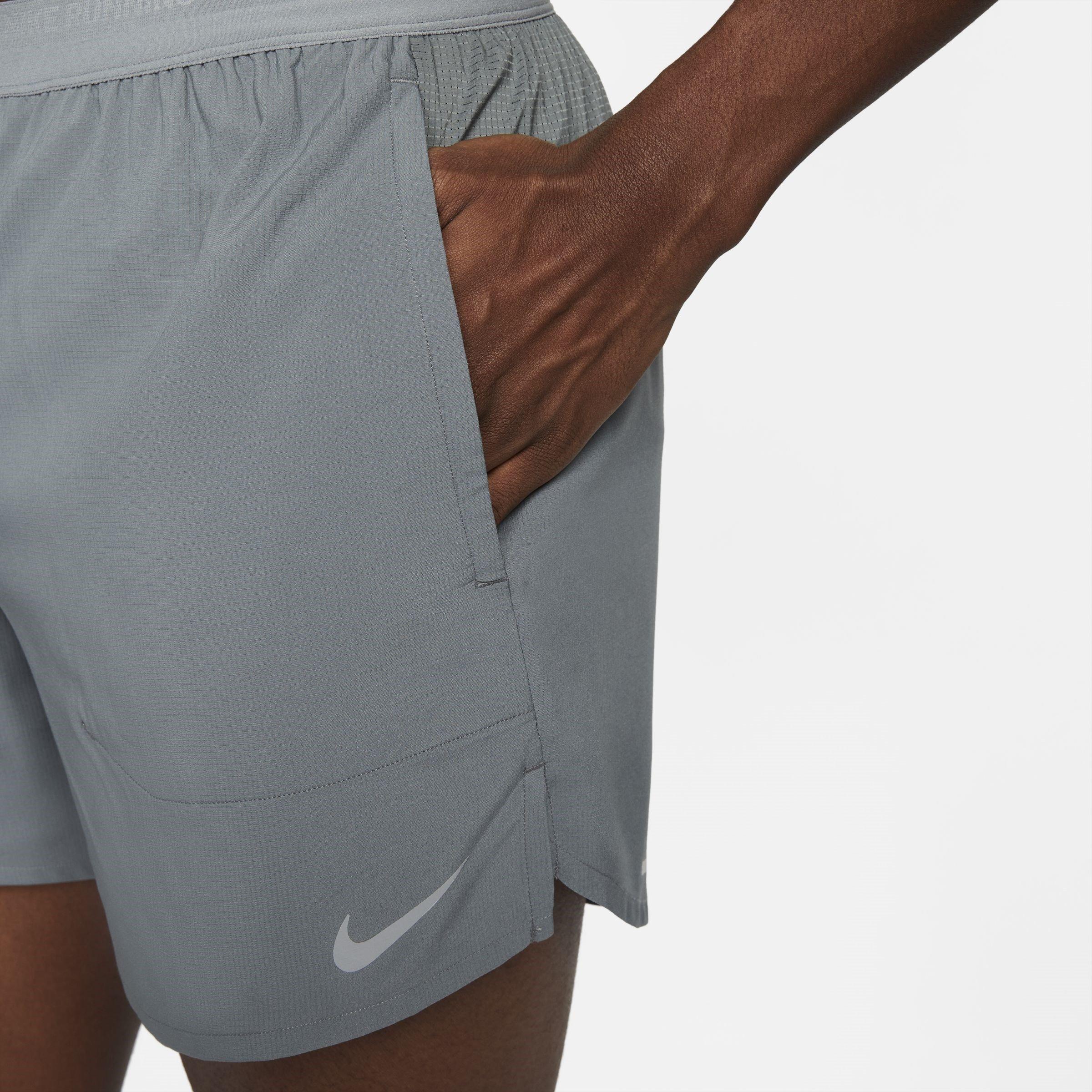 S.Grey/Blk/Silv - Nike - Dri-FIT Stride Mens Running Shorts - 4