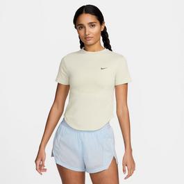 Nike Running Division Women's Dri-FIT ADV Short-Sleeve Running Top