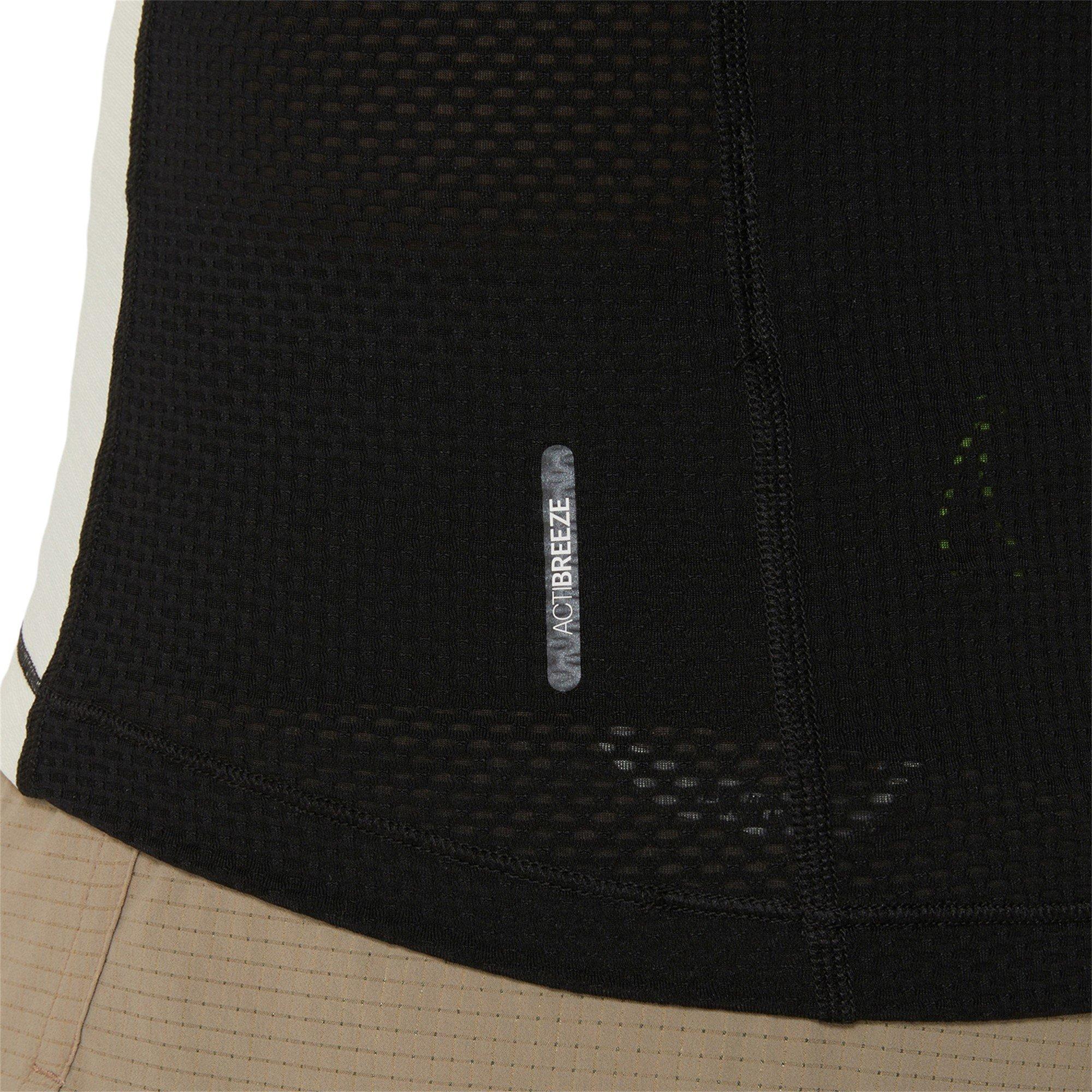 Pepper/Black - Asics - Fuji Short Sleeve Top Ld42 - 7