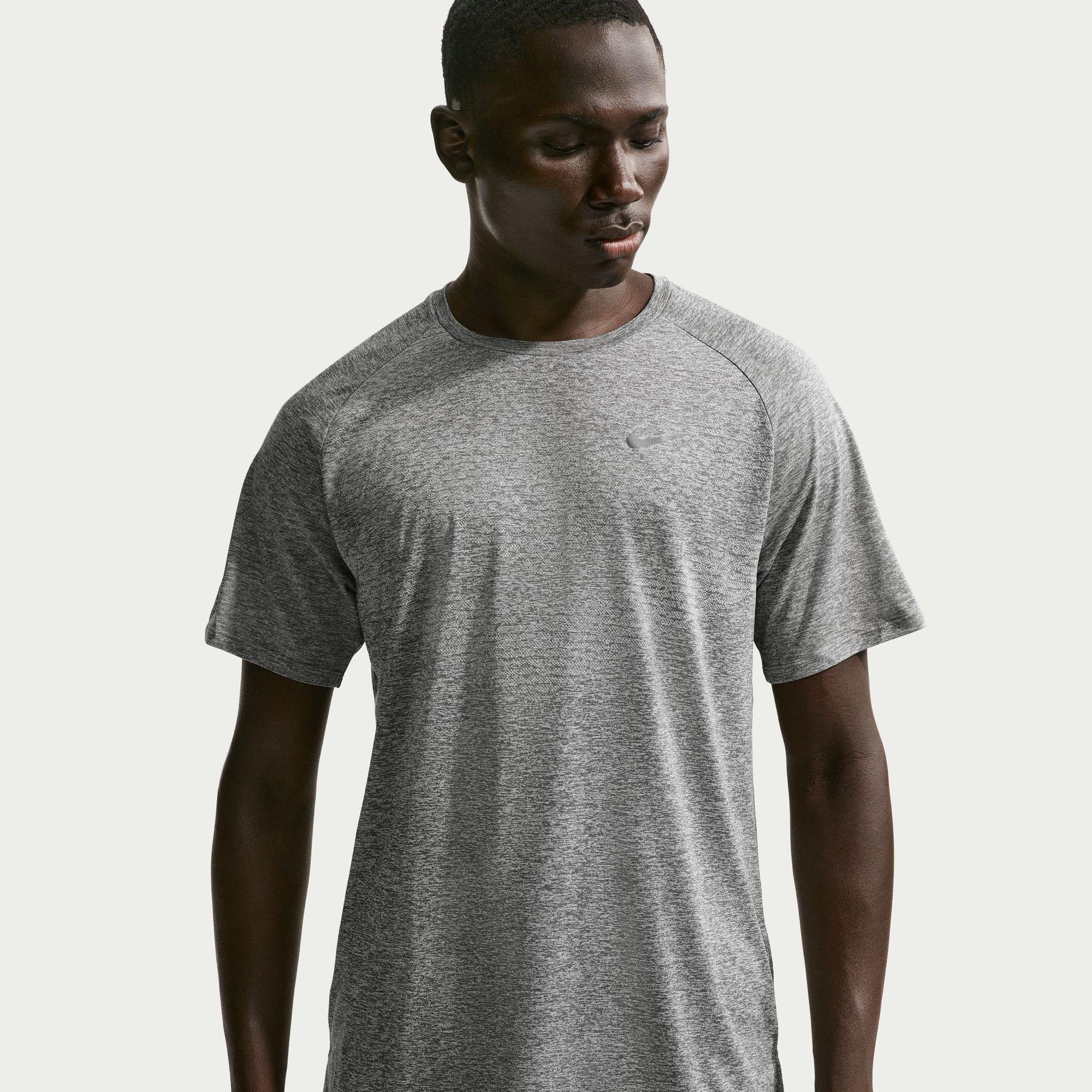 Nike Men's Stride Short Sleeve Performance T-Shirt - Smoke Grey - XL