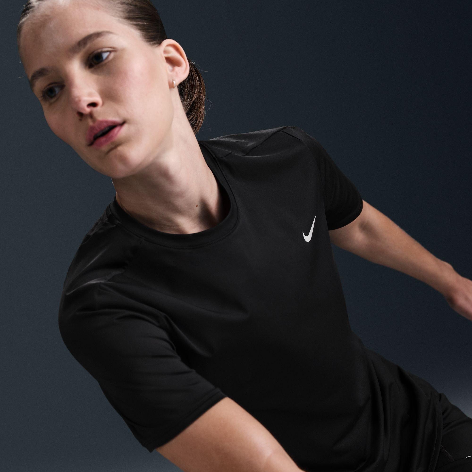 Zwart - Nike - Swift Women's Dri-FIT Short-Sleeve Running Top - 12