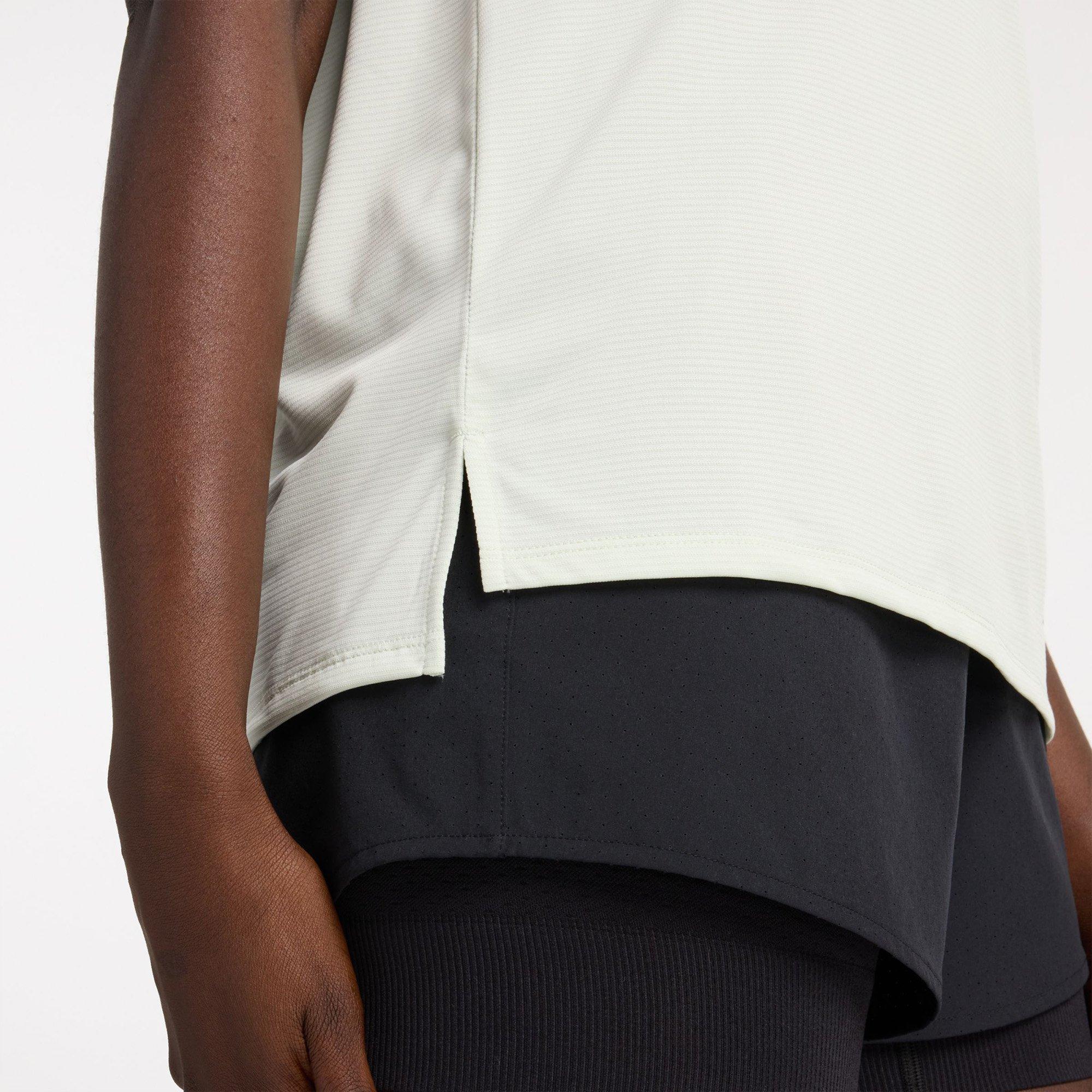 Natural Mint - New Balance - Womens Sport Essentials Graphic T-Shirt - 3