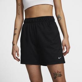 Nike Dri FIT Attack Womens Mid Rise Shorts