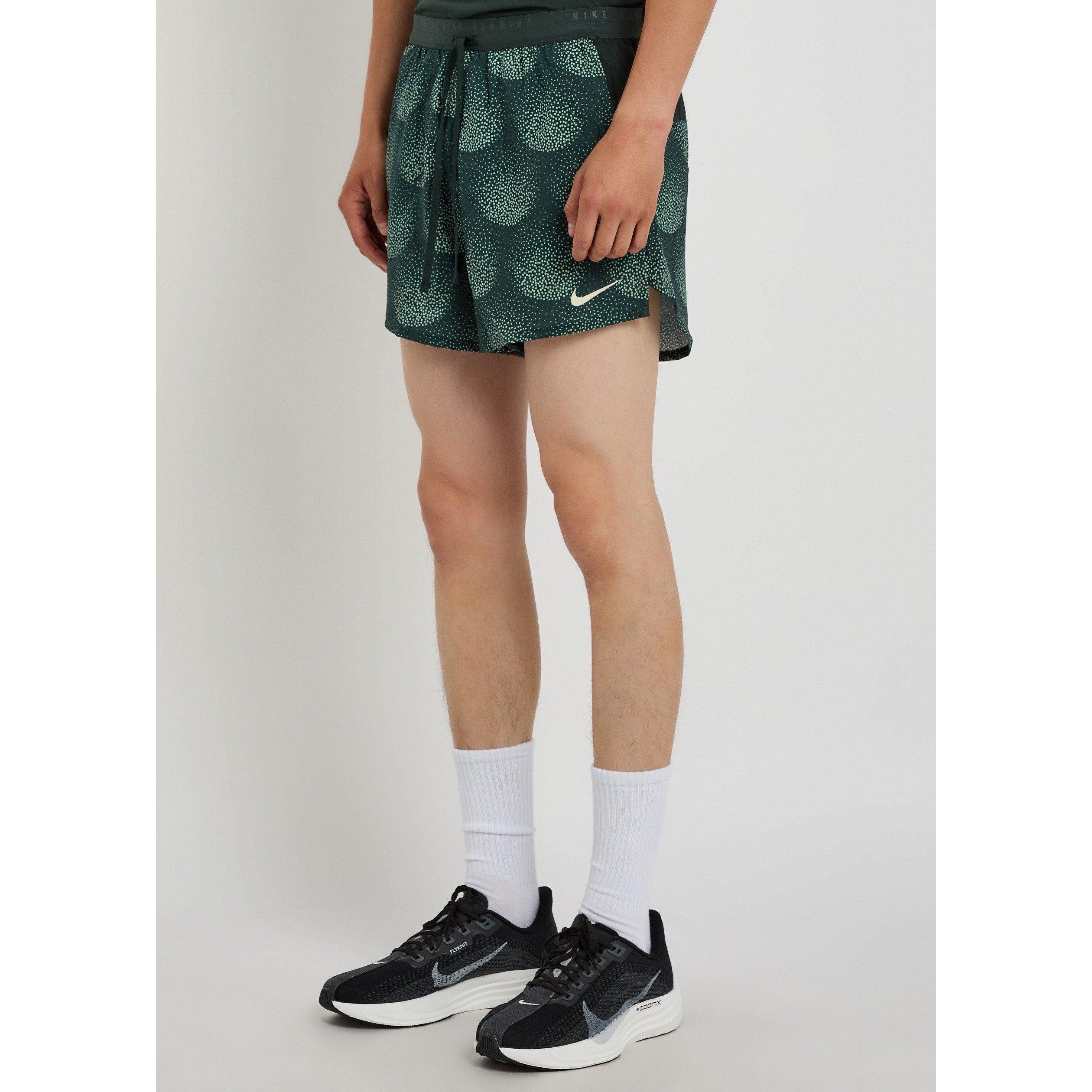 GREEN - Nike - NIKE DRIFIT 5 IN LINED SHORT - 2
