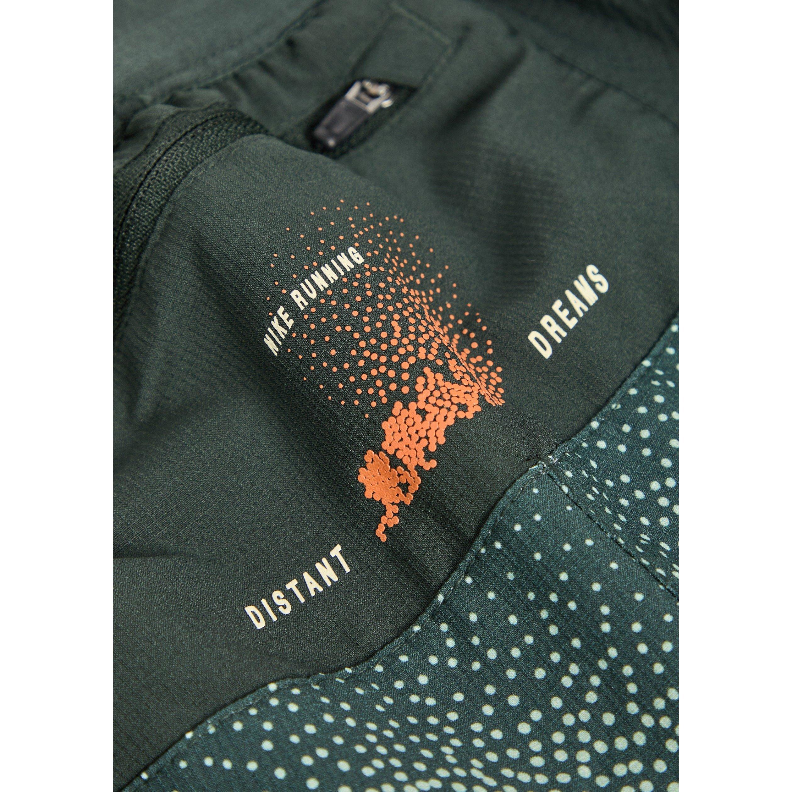 GREEN - Nike - NIKE DRIFIT 5 IN LINED SHORT - 4