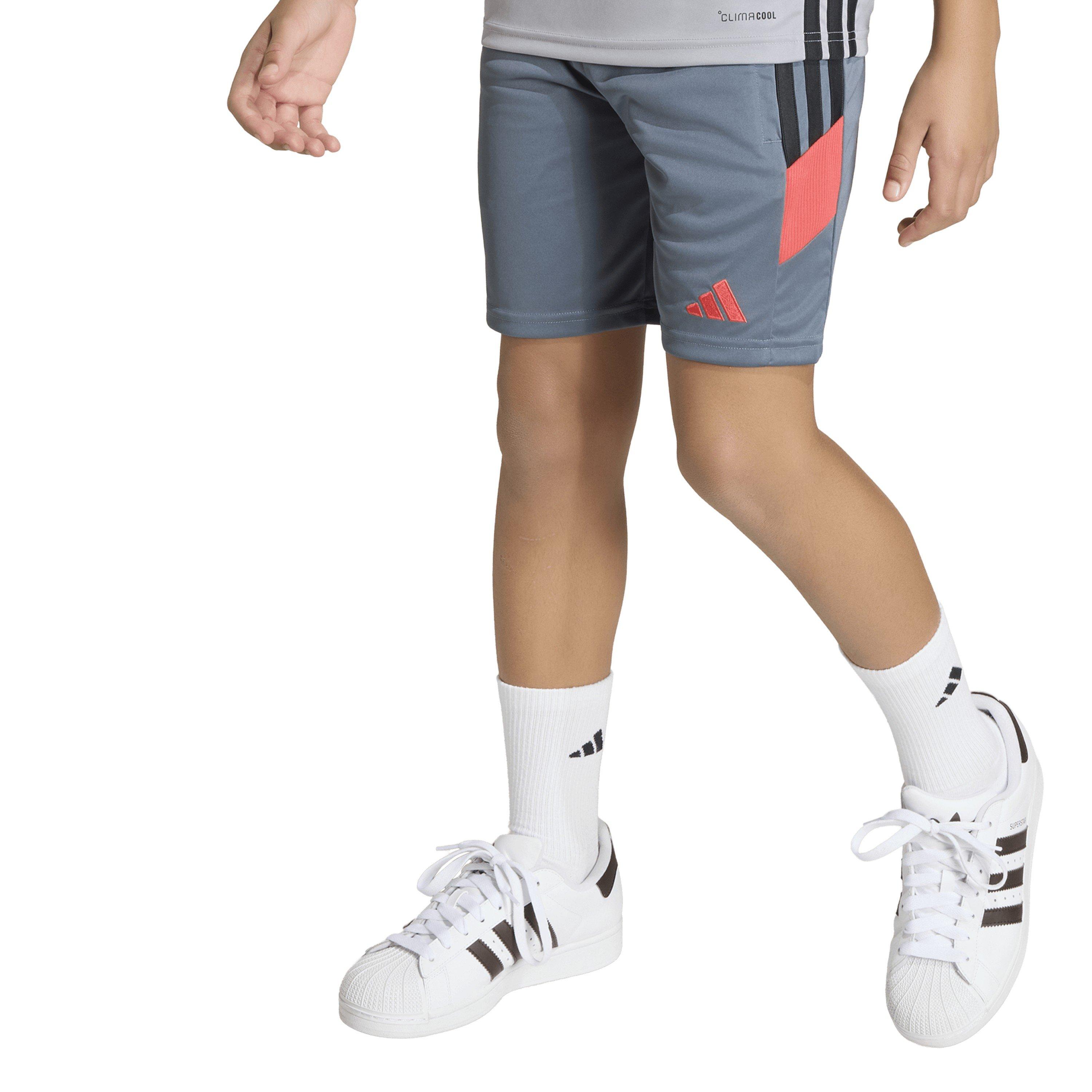 Onix/Lucid red - adidas - Adidas Tiro Es Short Jn62 - 2