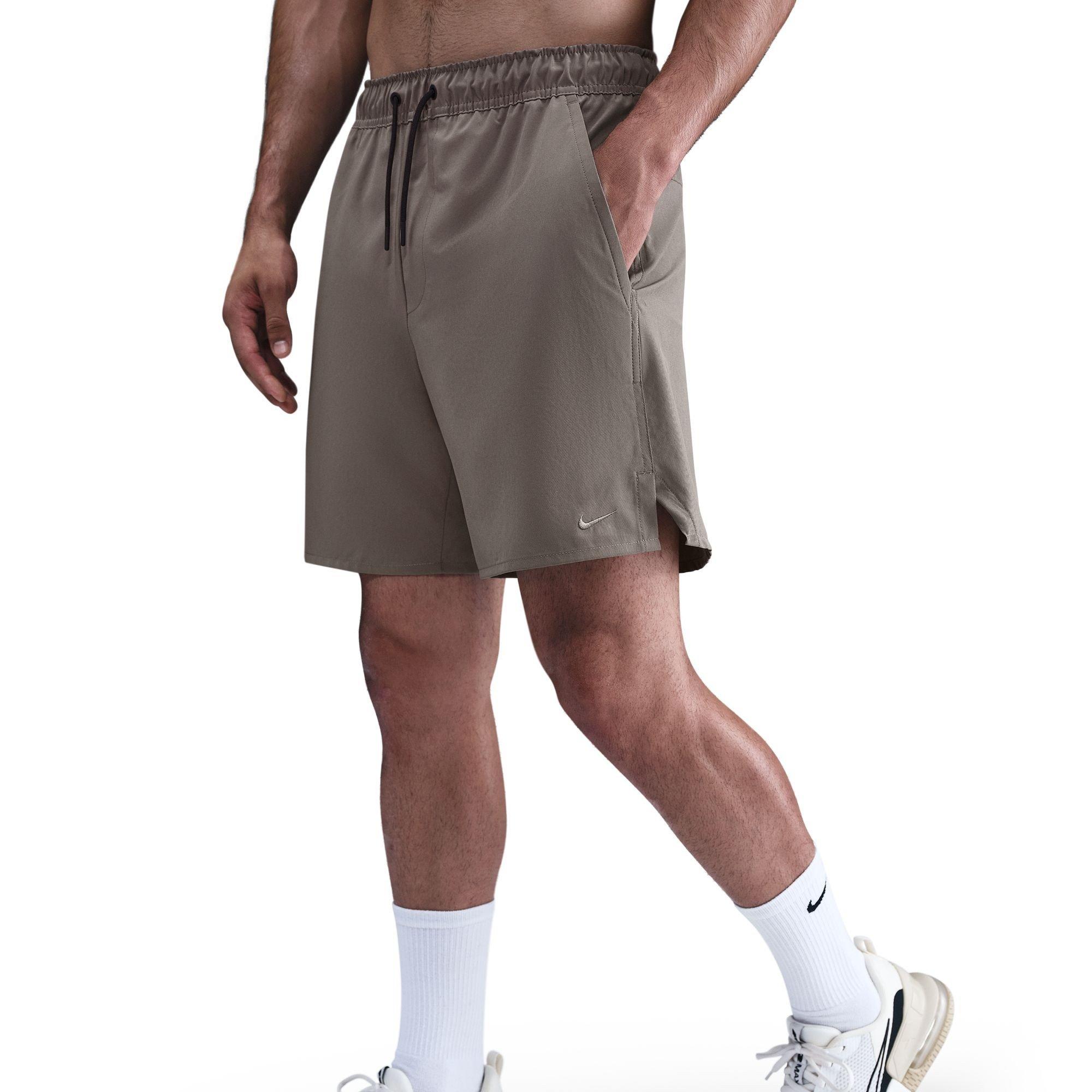 Nike Dri-FIT Unlimited Men's 7 Unlined Woven Fitness Shorts