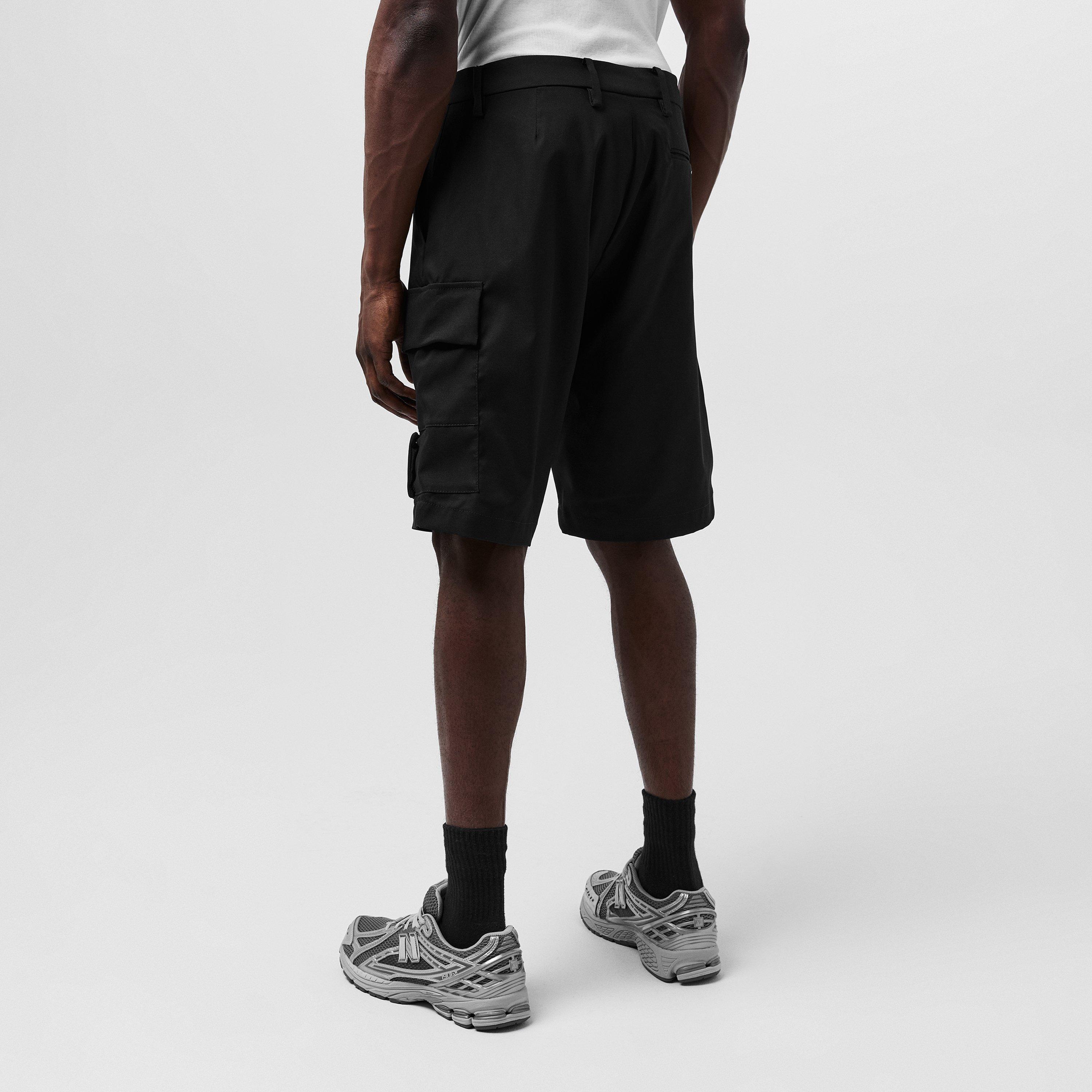 Black 999 - CP Company Metropolis - Men's Bermuda Cargo Shorts - 4