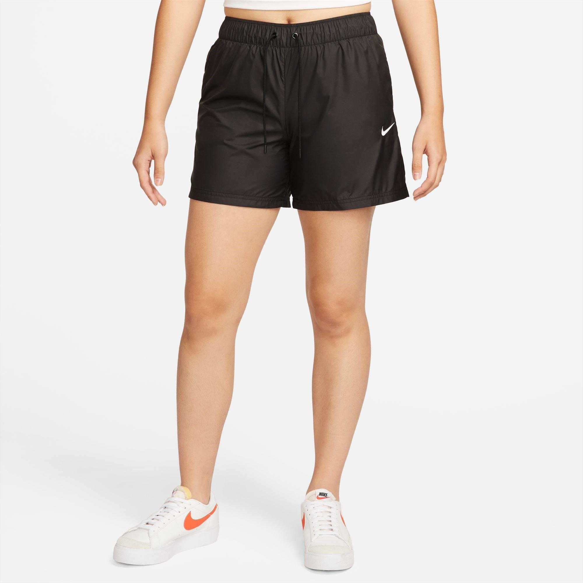 Nike | Esntl Wvn Short Ld33 | Woven Shorts | Sports Direct MY