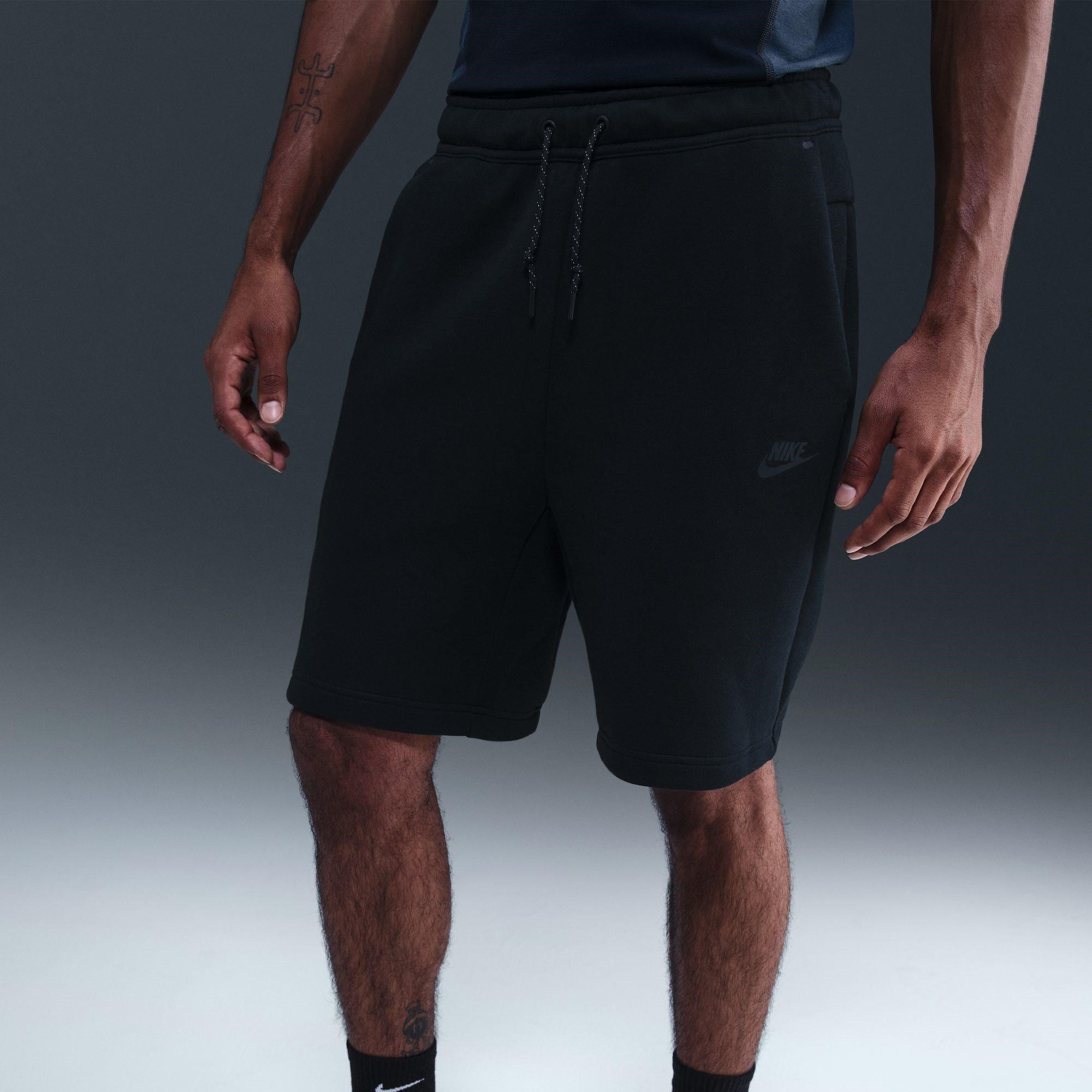 Zwart - Nike - Sportswear Tech Fleece Shorts Mens - 11