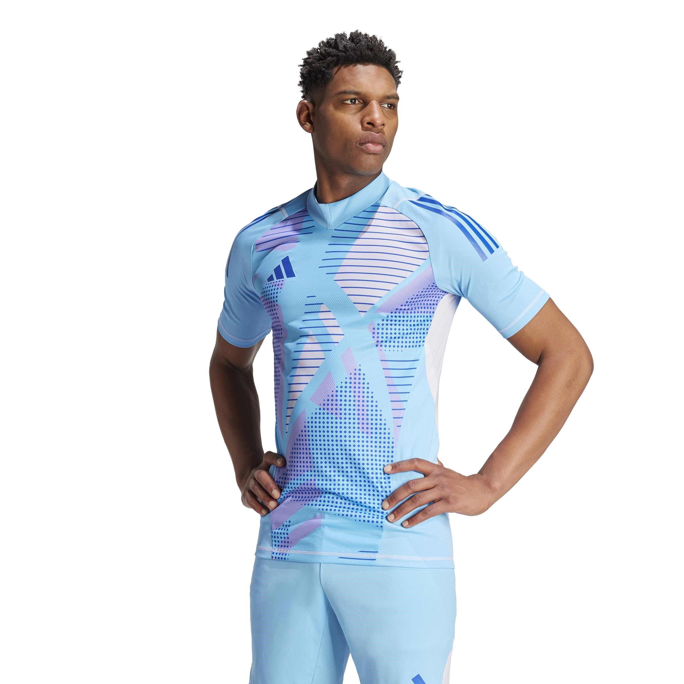 Semi Blue Burst - adidas - Fleece Jogger Shorts - 4