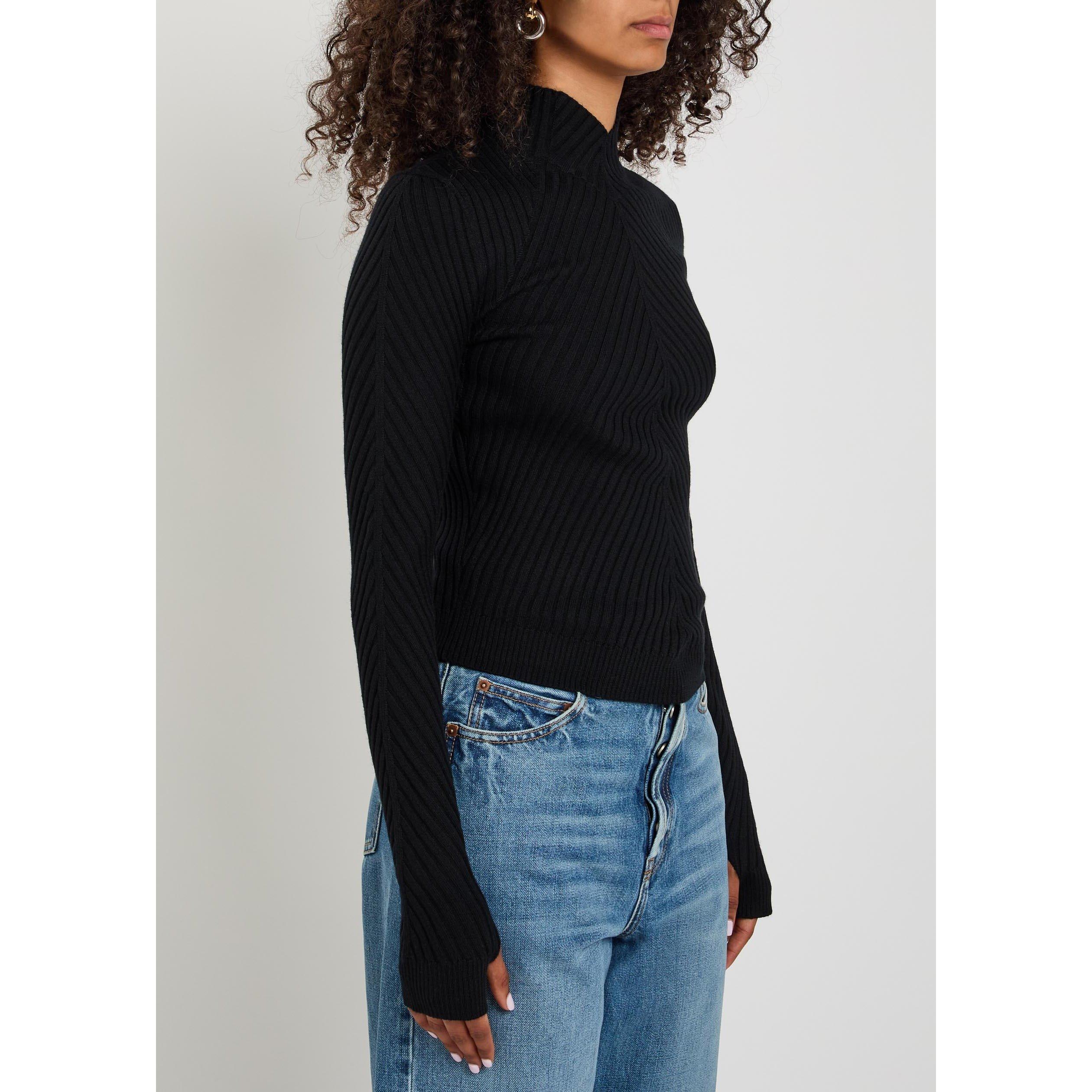 BLACK - Victoria Beckham - Women's Georgia Merino Wool V-Neck Slim-Fit Jumper - 2