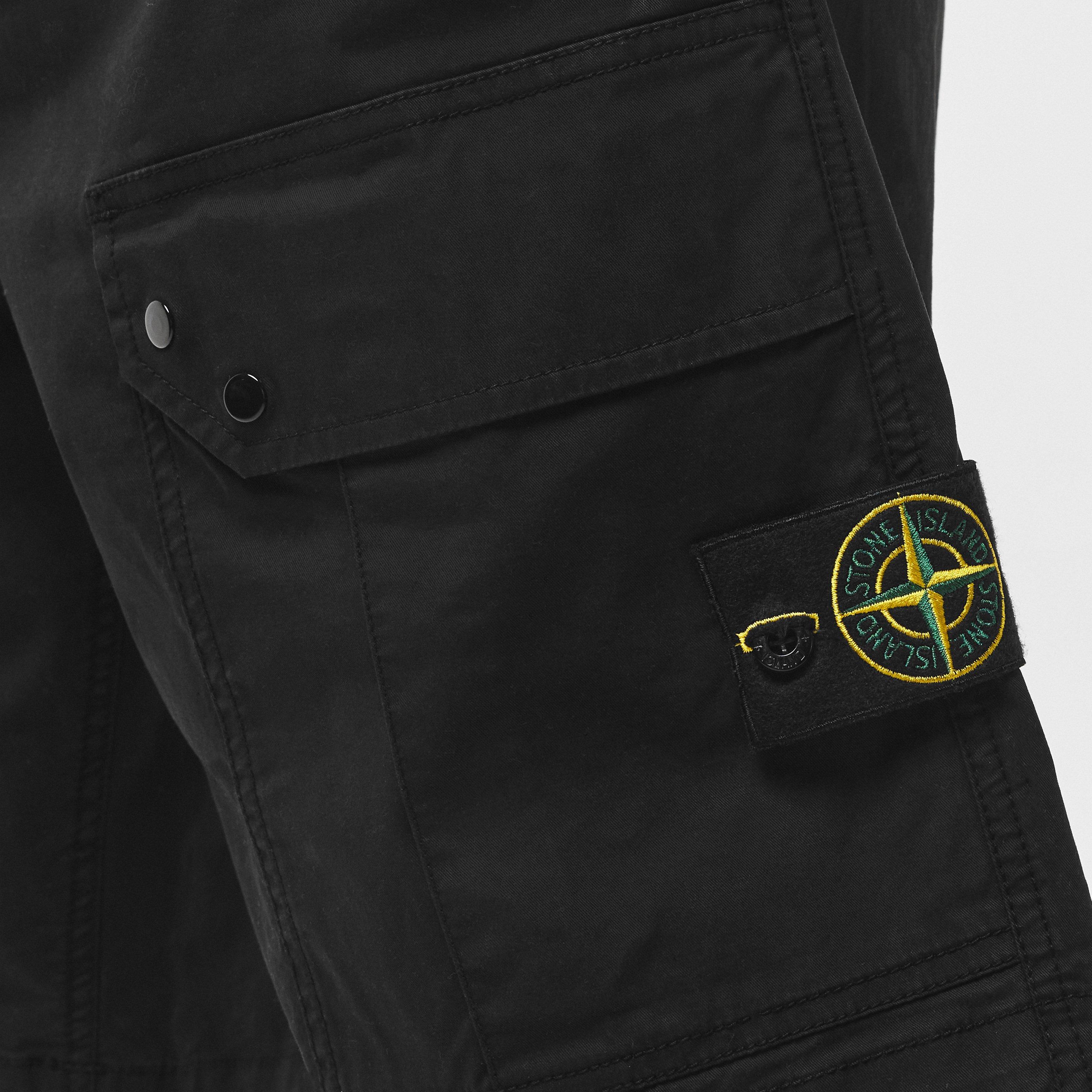 Black V0029 - Stone Island - Men's Cotton Cargo Stone Bermuda Shorts - 5