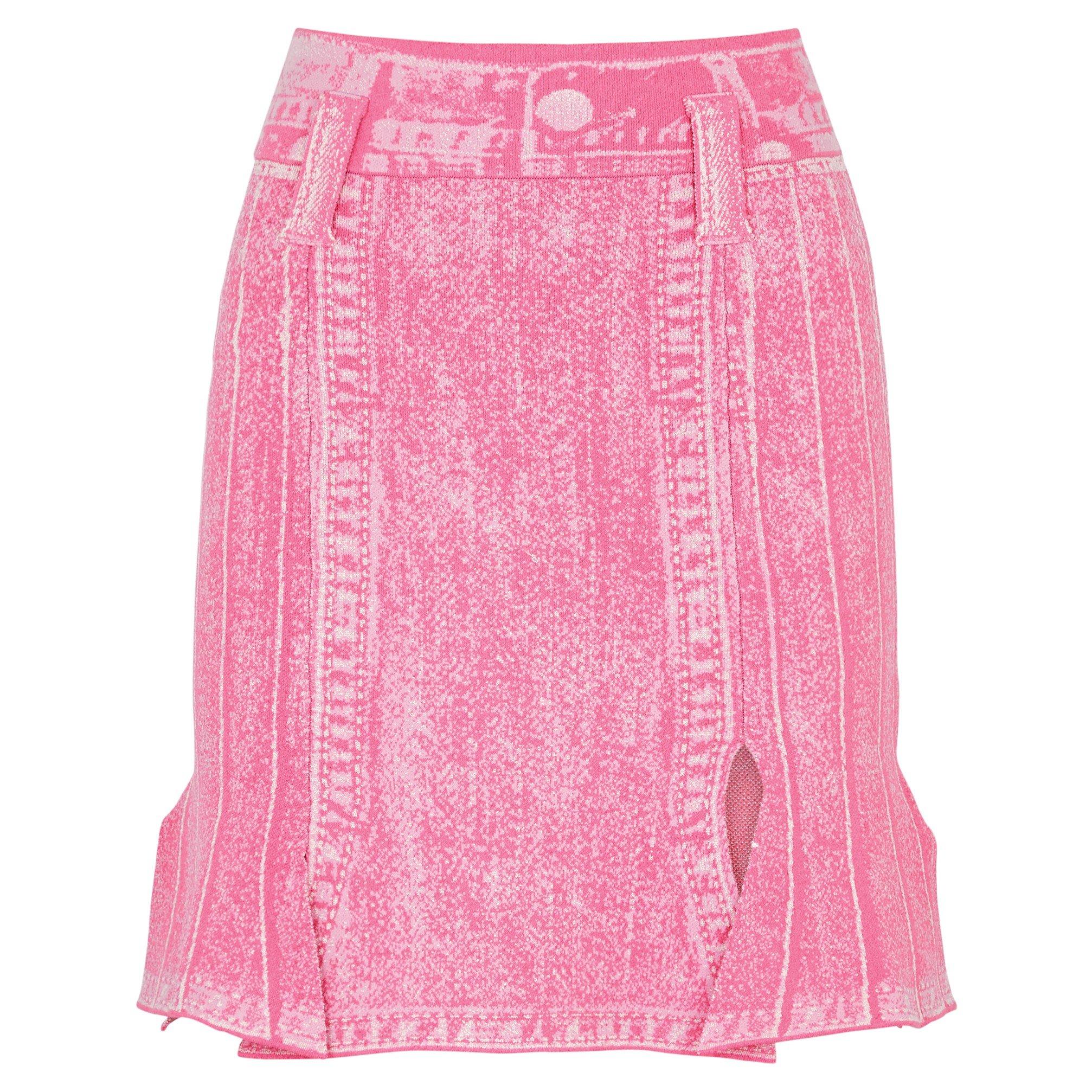 PINK - PH6 - SS DAHLIA DENIM PRINT CARWASH - 1