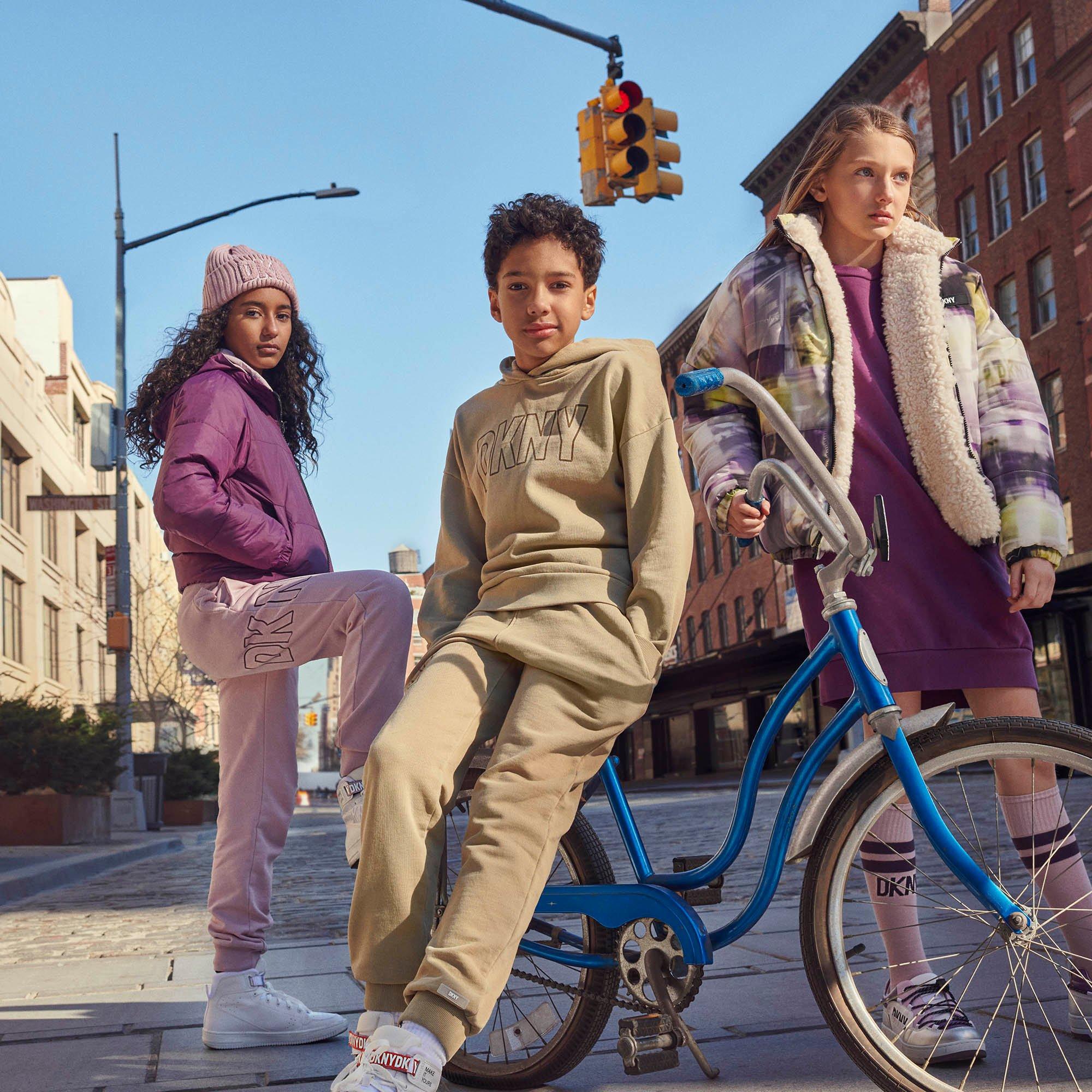 Stone Gry 23C - DKNY - Unisex Kids' Closed Hem Fleece Joggers - 2