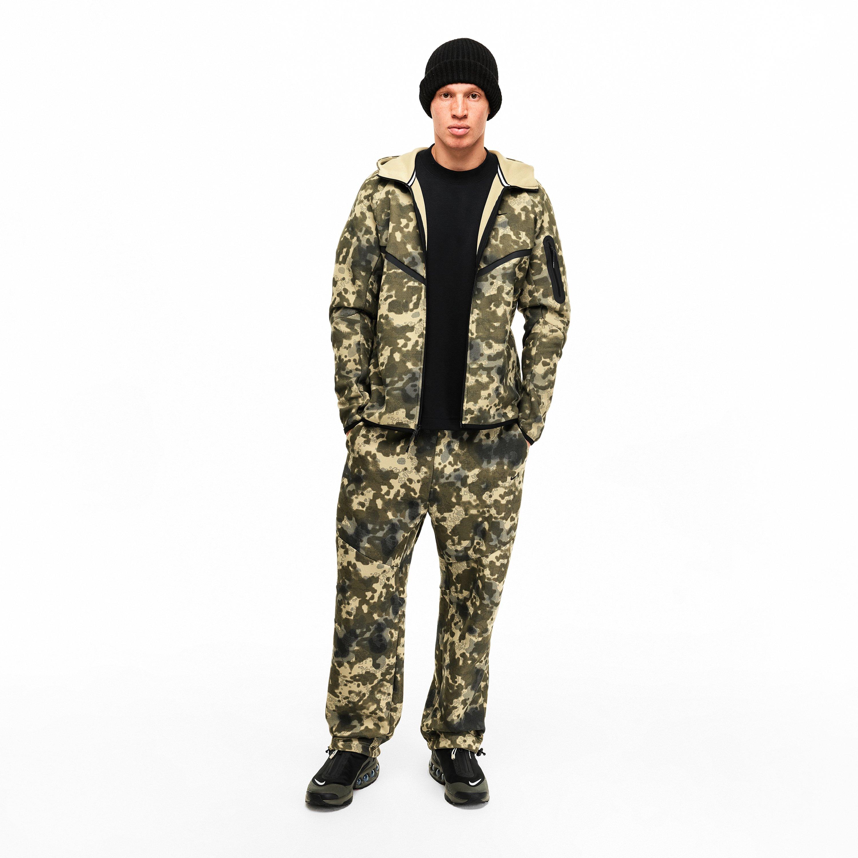 Neut Olive/Blk - Nike - Men's Closed Hem Fleece Joggers - 6