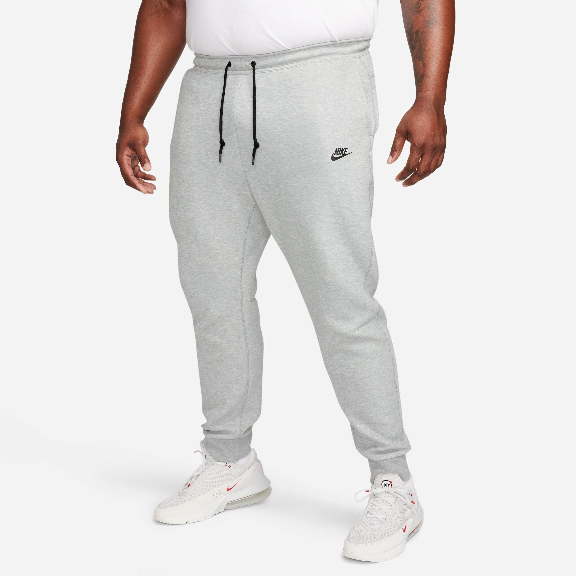 Grau H/Schwarz - Nike - Tech Fleece Joggers Mens - 10