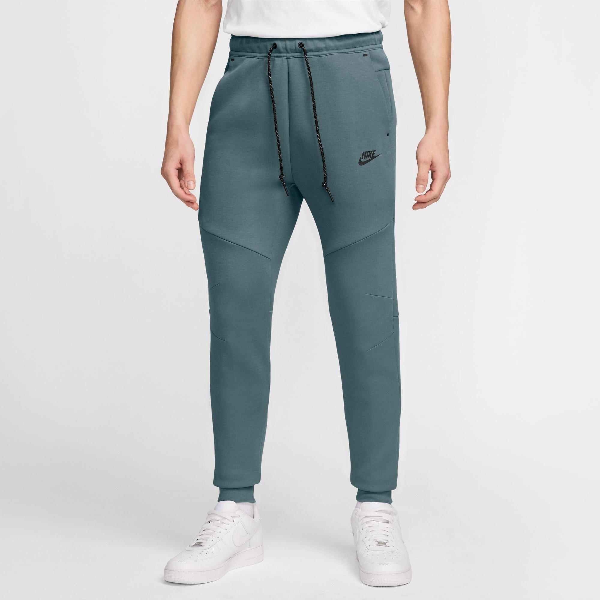 nike tech sportswear joggers