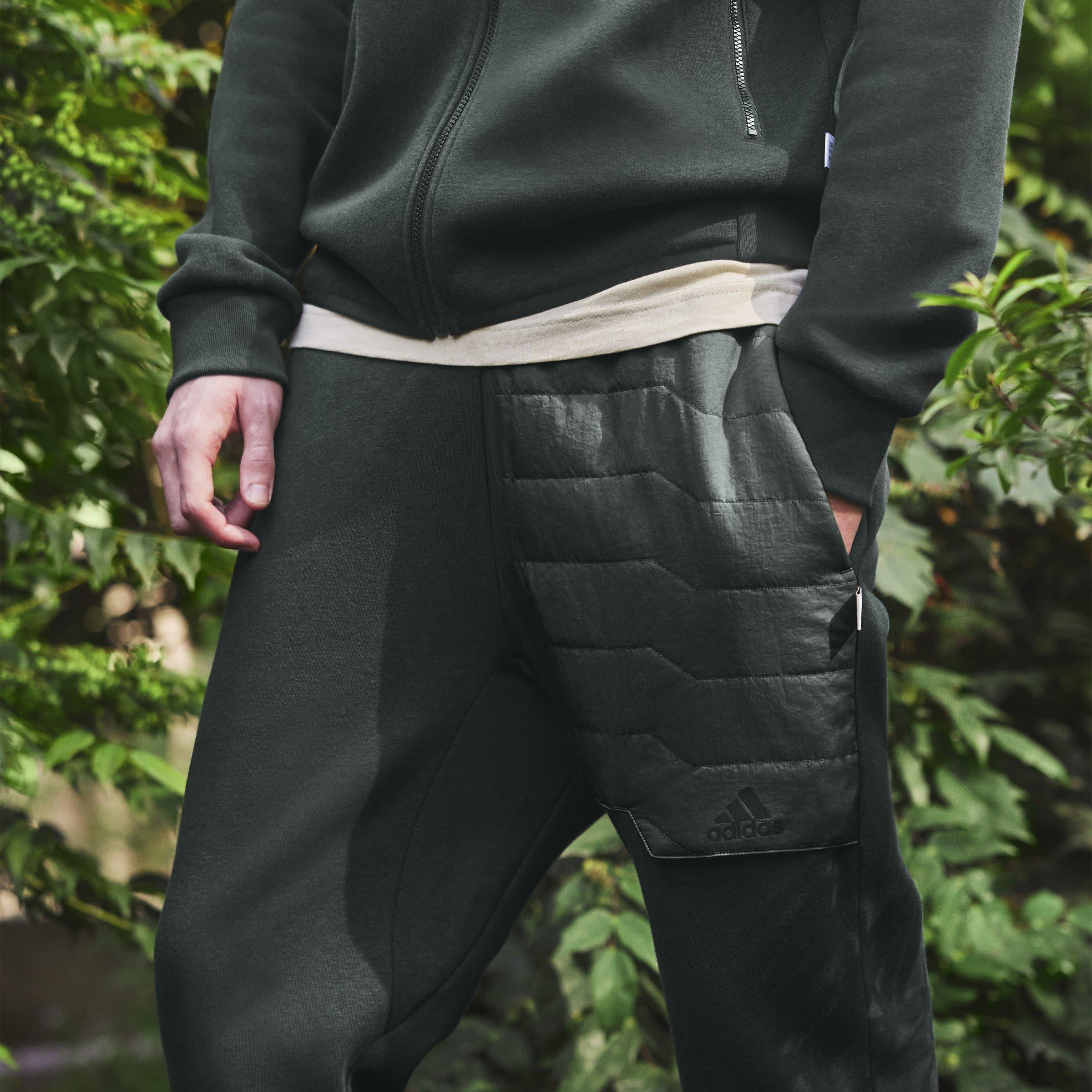 Vergonha/Estúpido. - adidas - Winter Closed Hem Fleece Joggers - 7