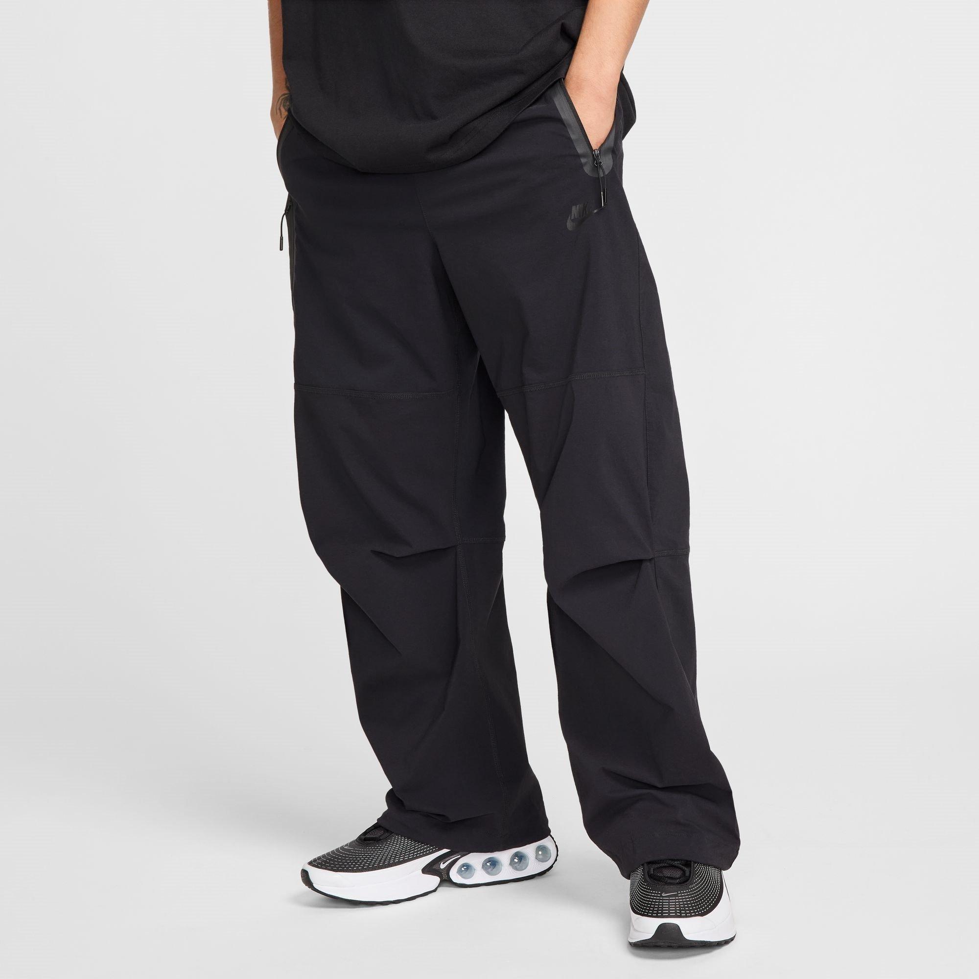 Nike Men's Open Hem Woven Joggers - Black - M