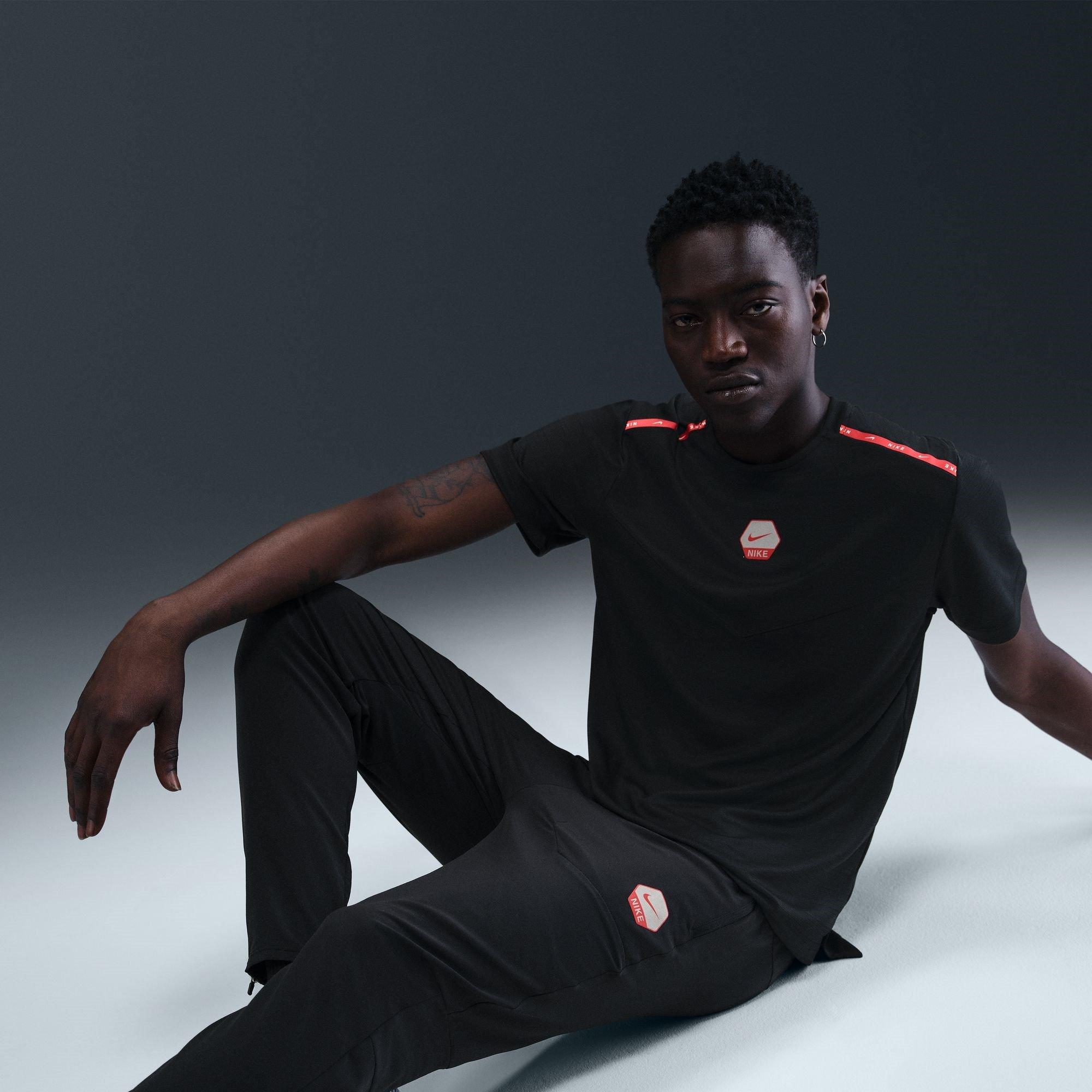 Zwart/Rood - Nike - City Run Jogging Bottoms Mens - 10