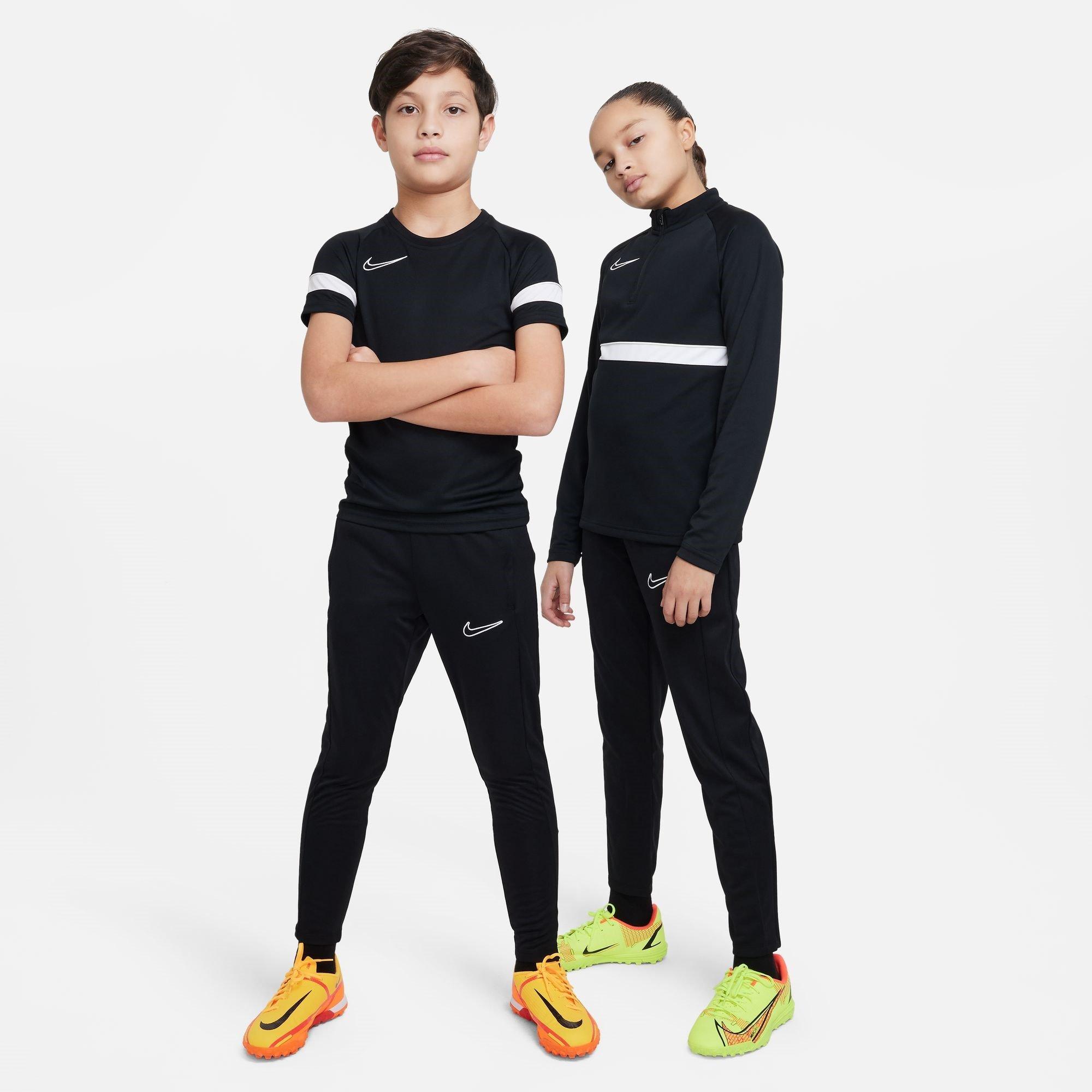 Nike | Dri-FIT Academy23 Kids' Soccer Pants | Bas de survêtement de  performance | Sports Direct