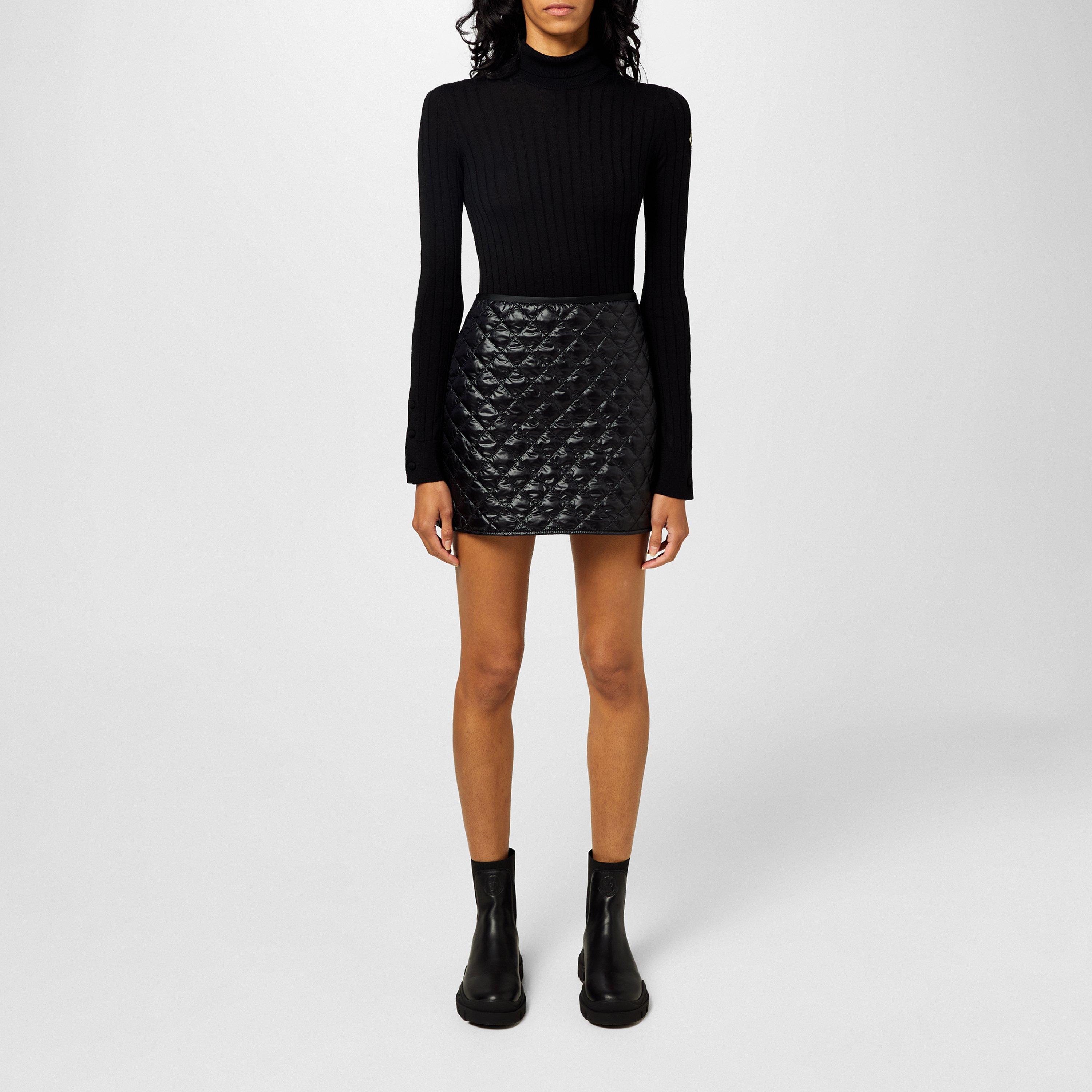 Black 999 - Moncler - Women's Quilted Mini Skirt - 4